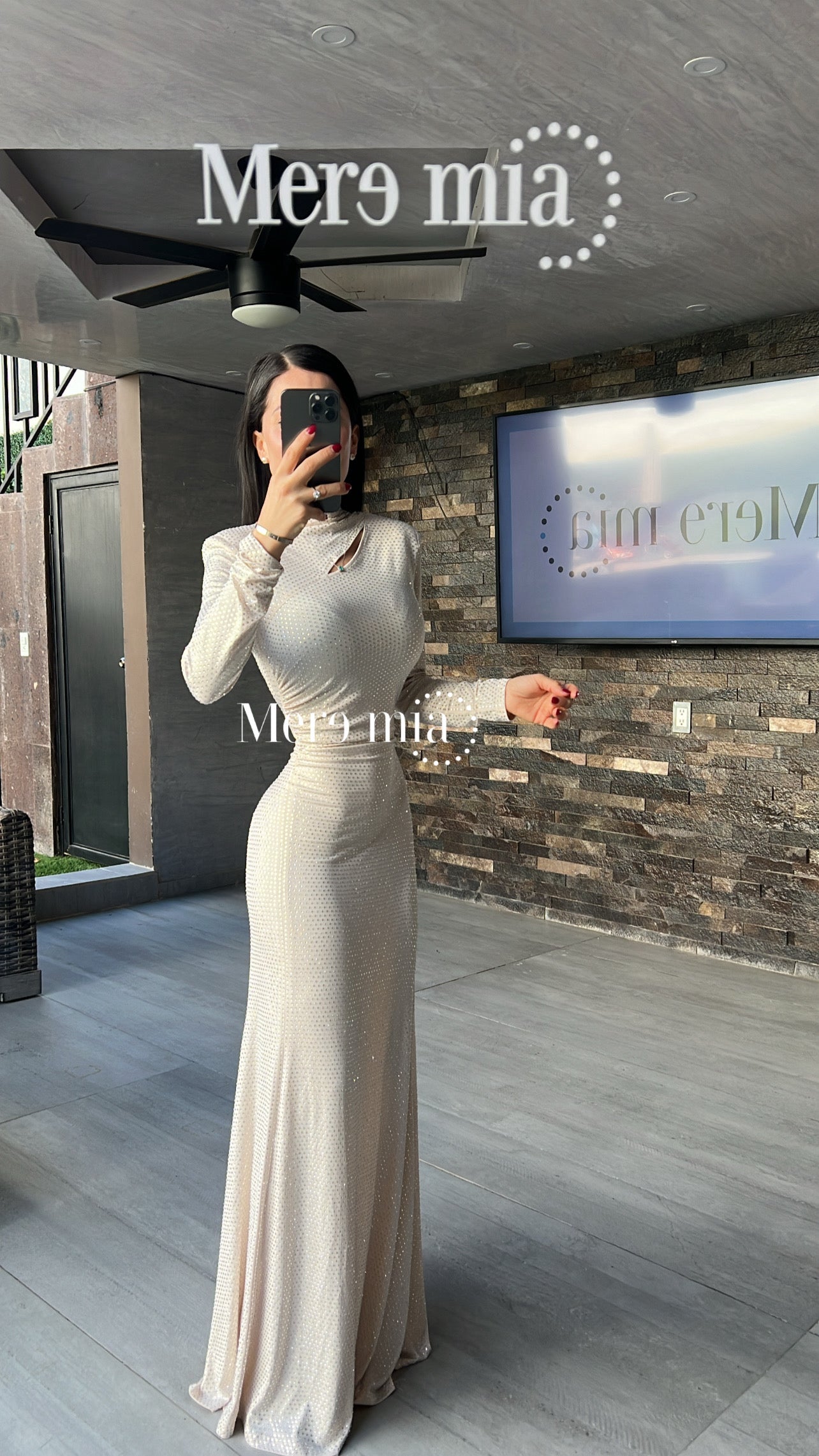 Vestido puntos hoyo plisado