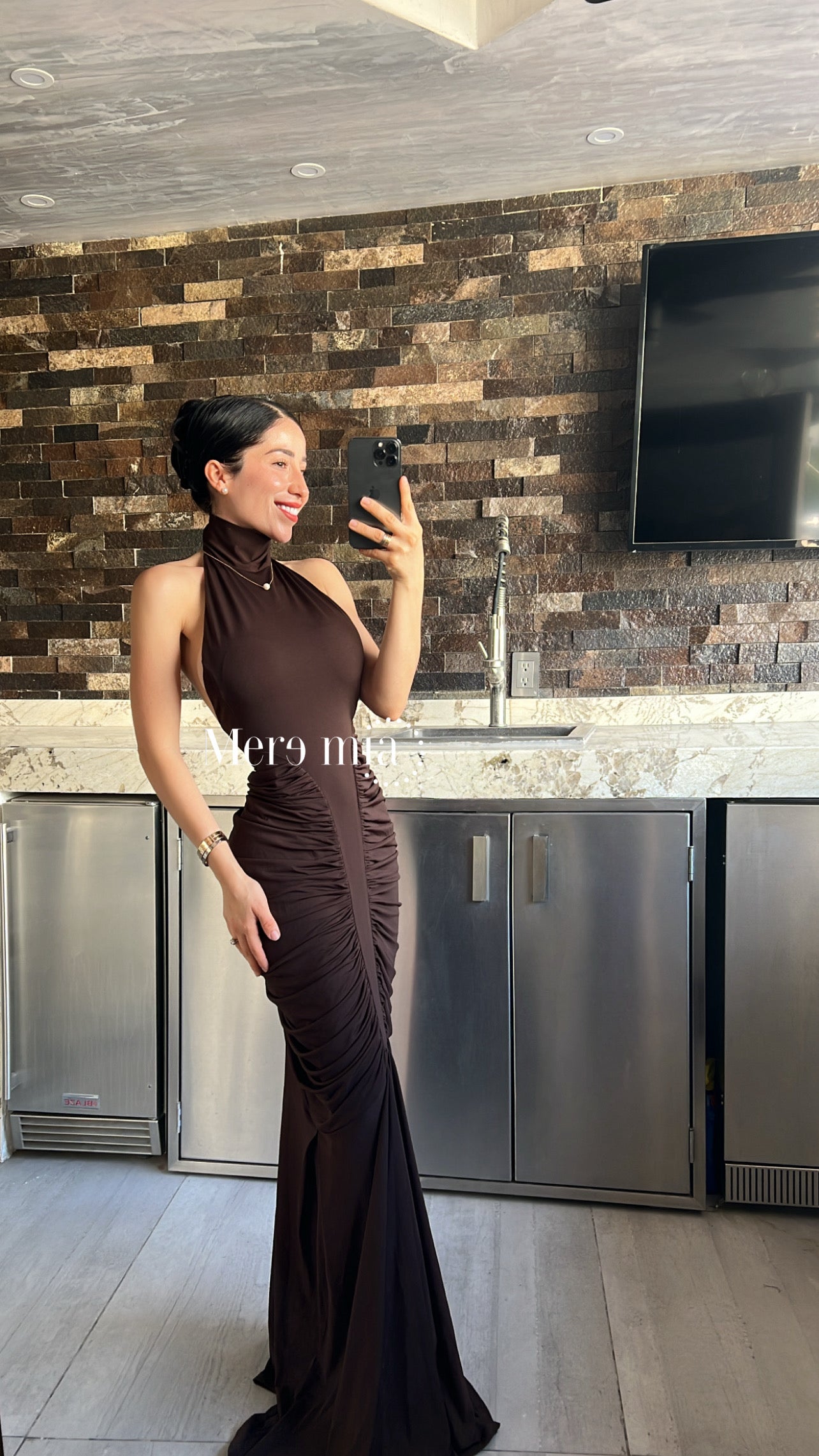 Vestido halter plisado lados