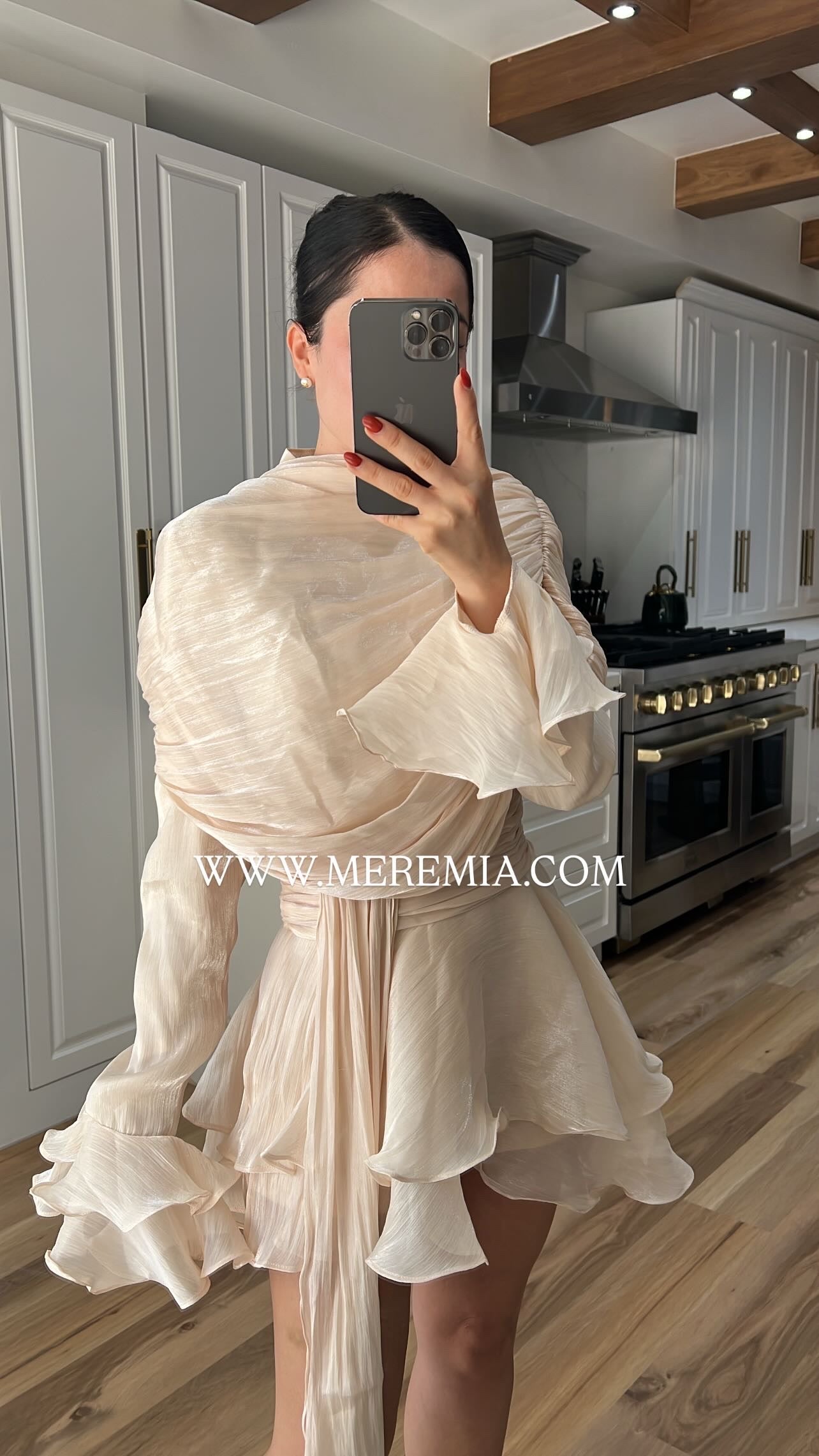Vestido chal olanes corto