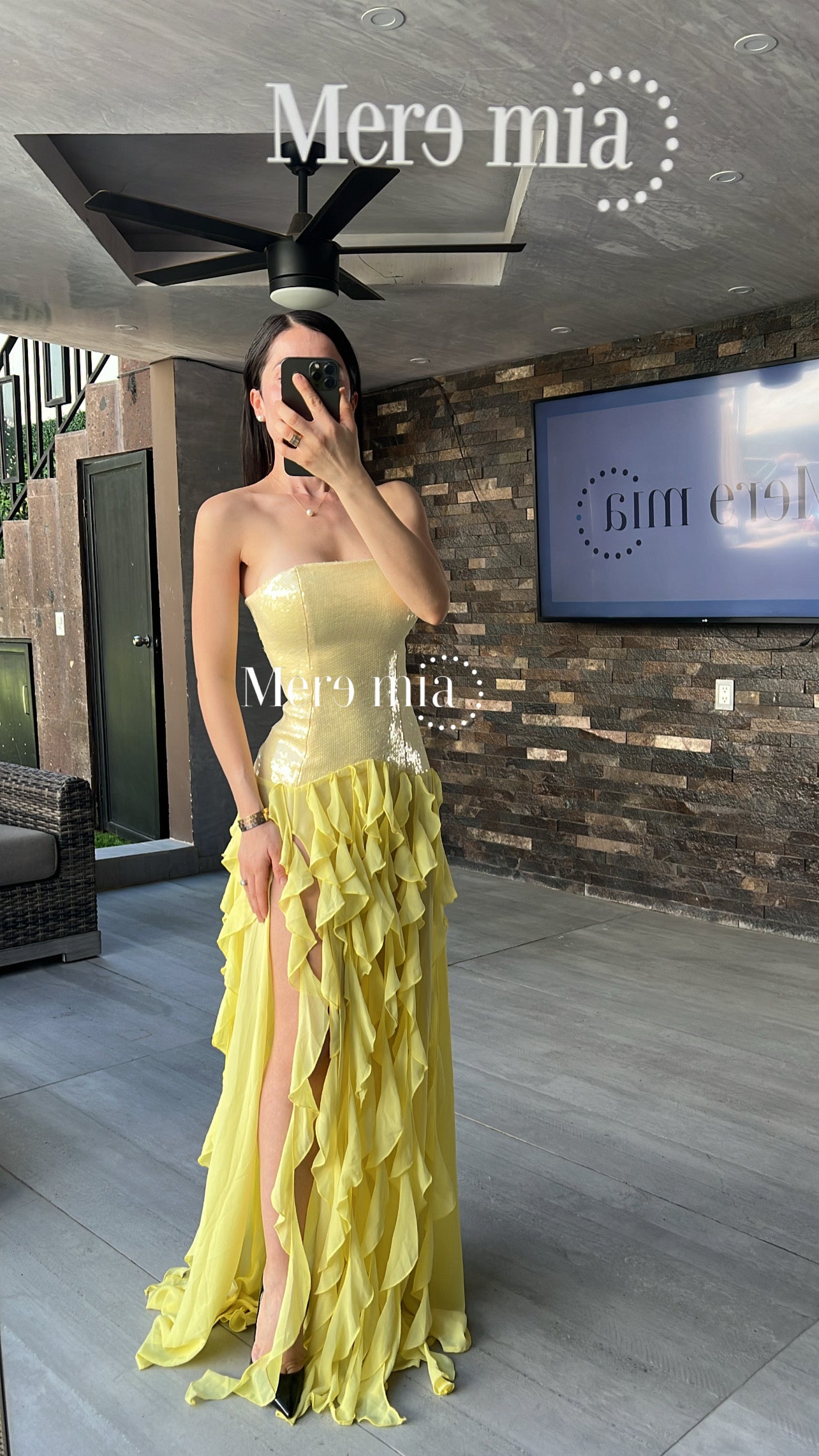 Vestido lent olanes largo