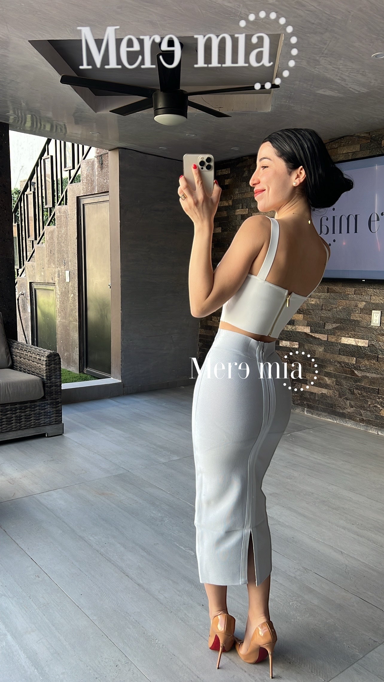 Falda midi gris