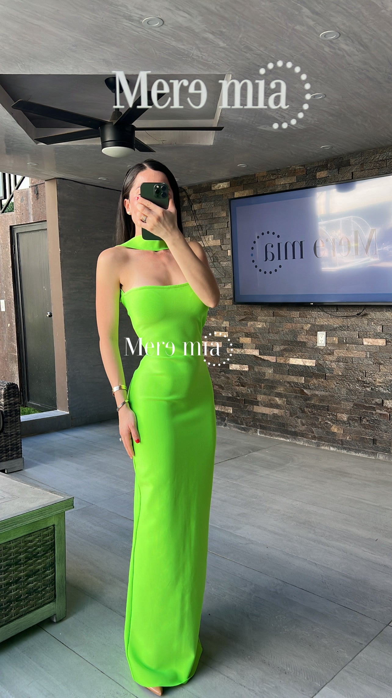 Vestido halter neón