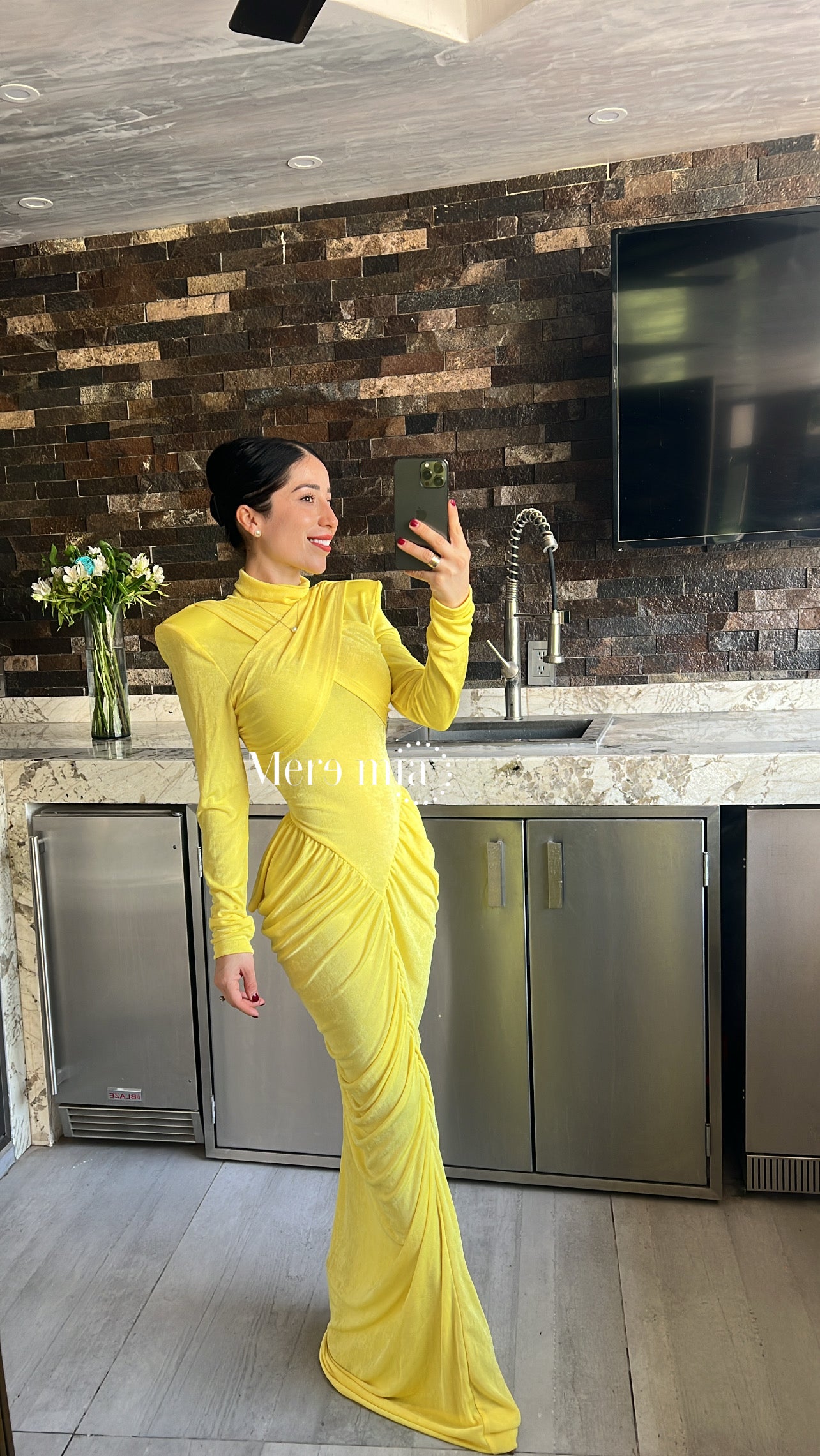 Vestido plisado cruzado