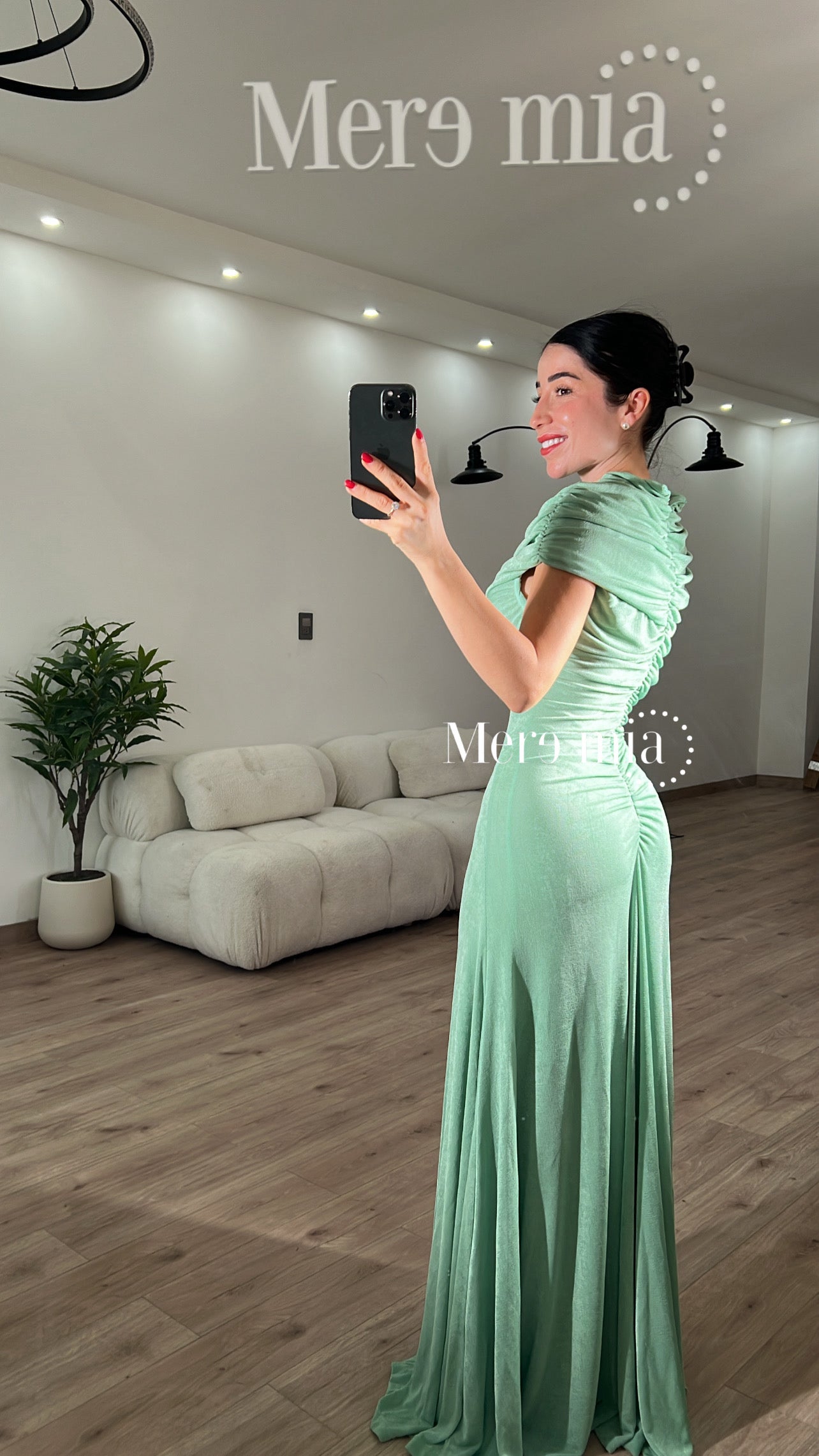 Vestido chal plisado cuello