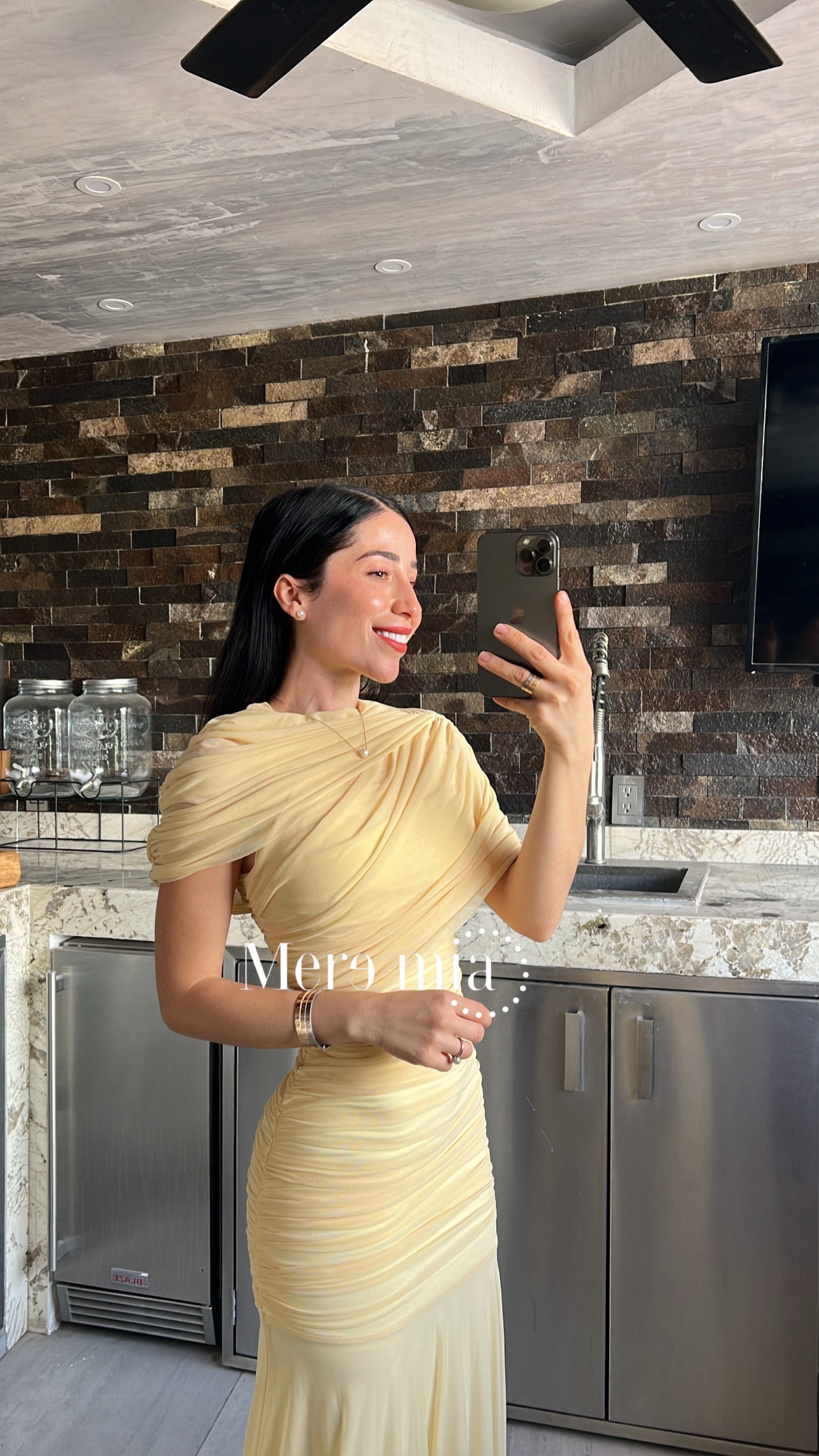 Vestido plisado chal