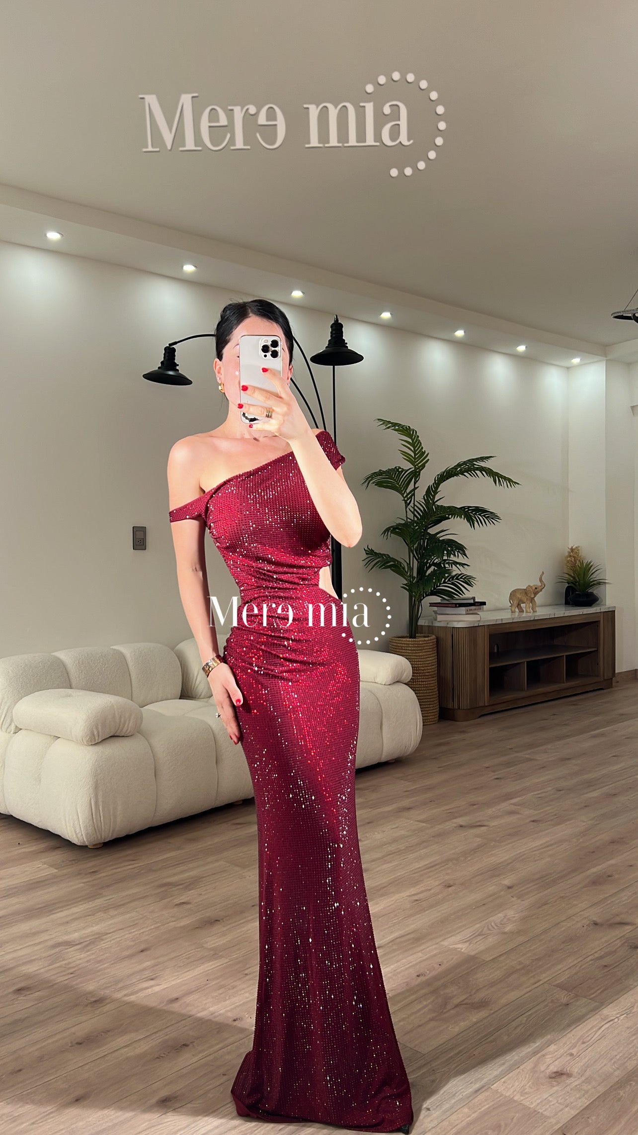 Vestido puntos hombro