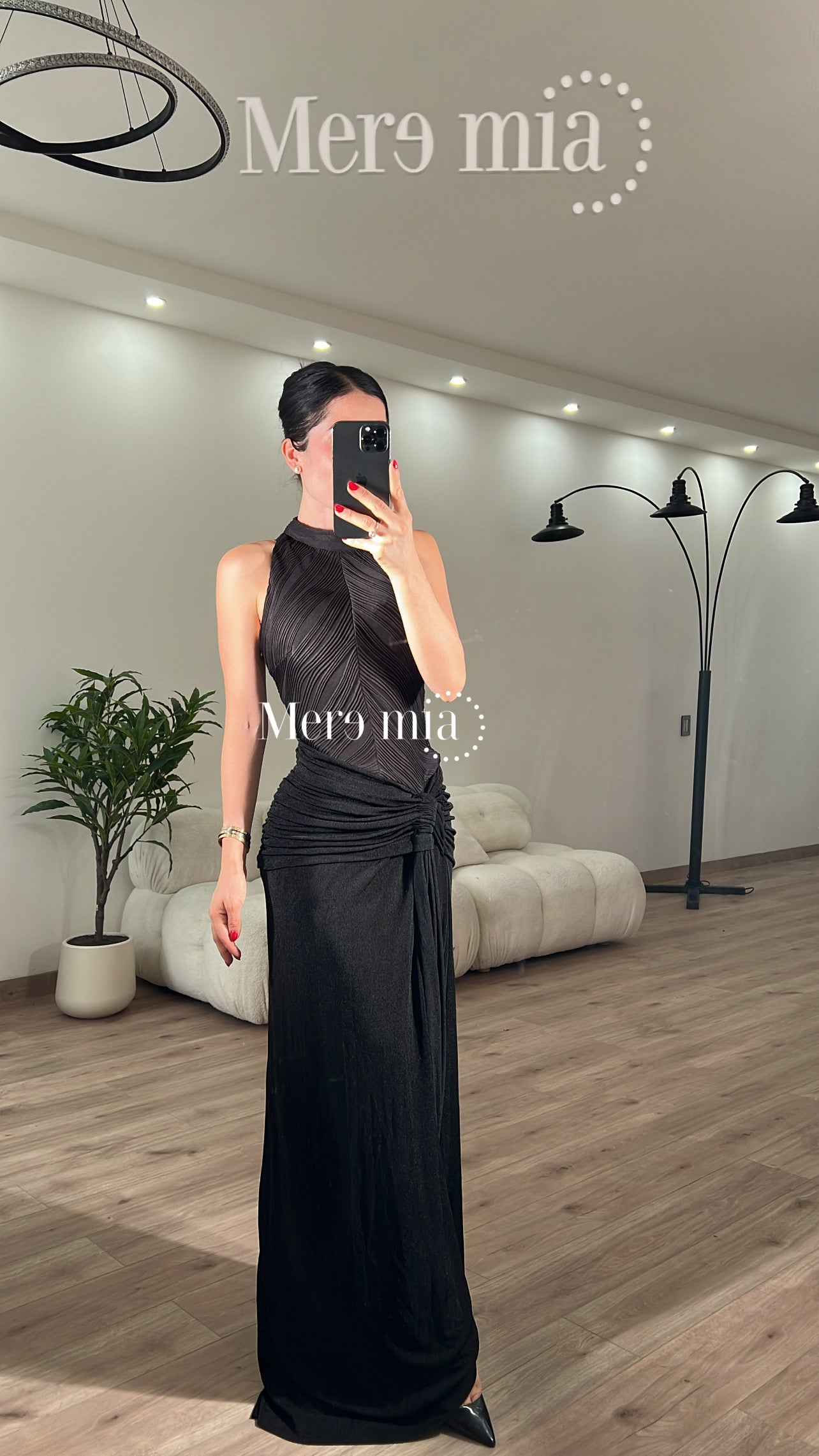 Vestido broche lado