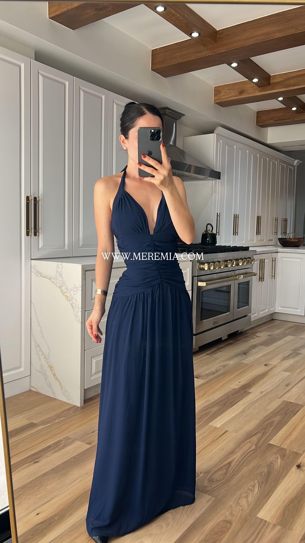 Vestido halter v plisado