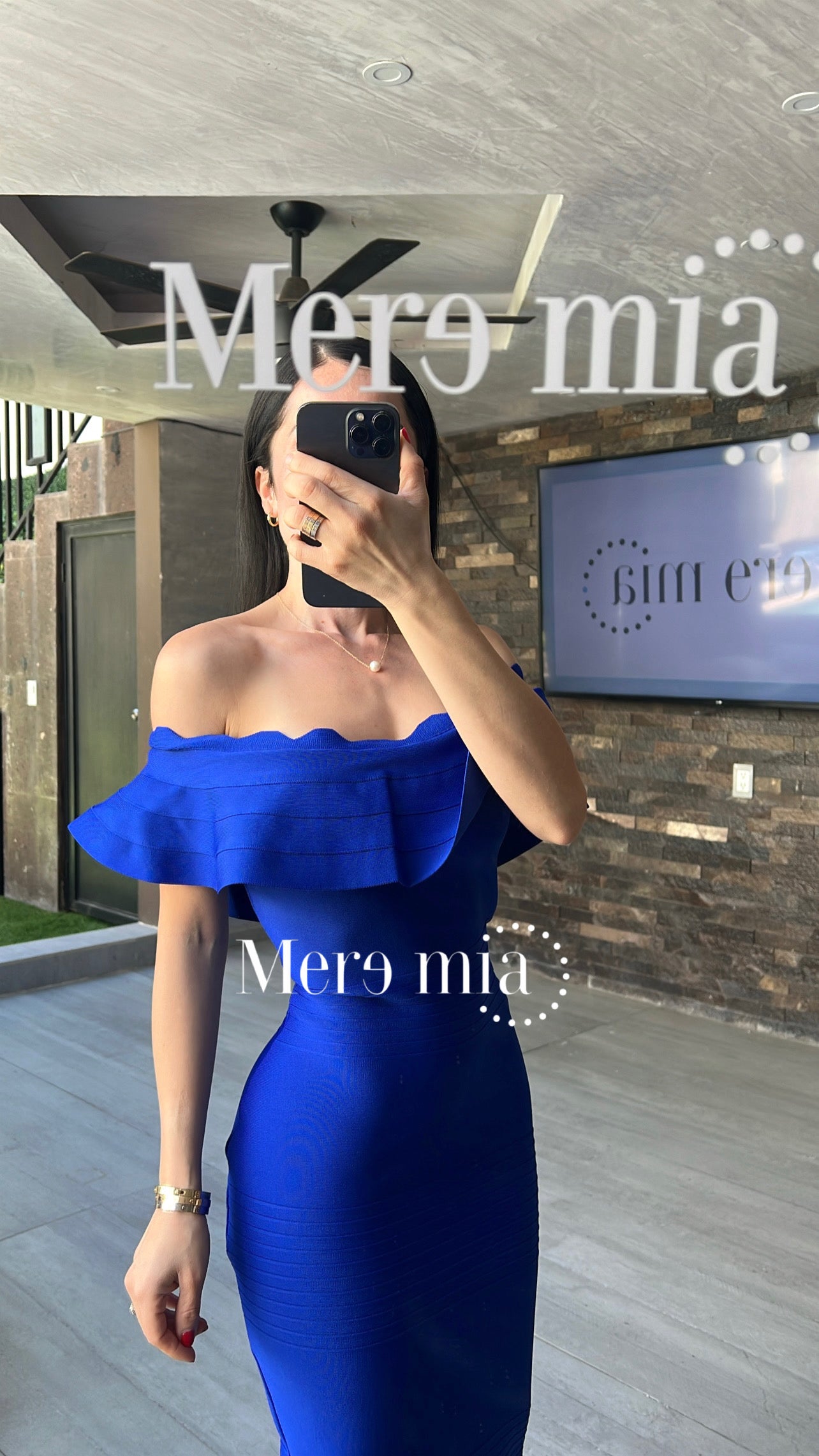 Vestido olan Ruff hombros