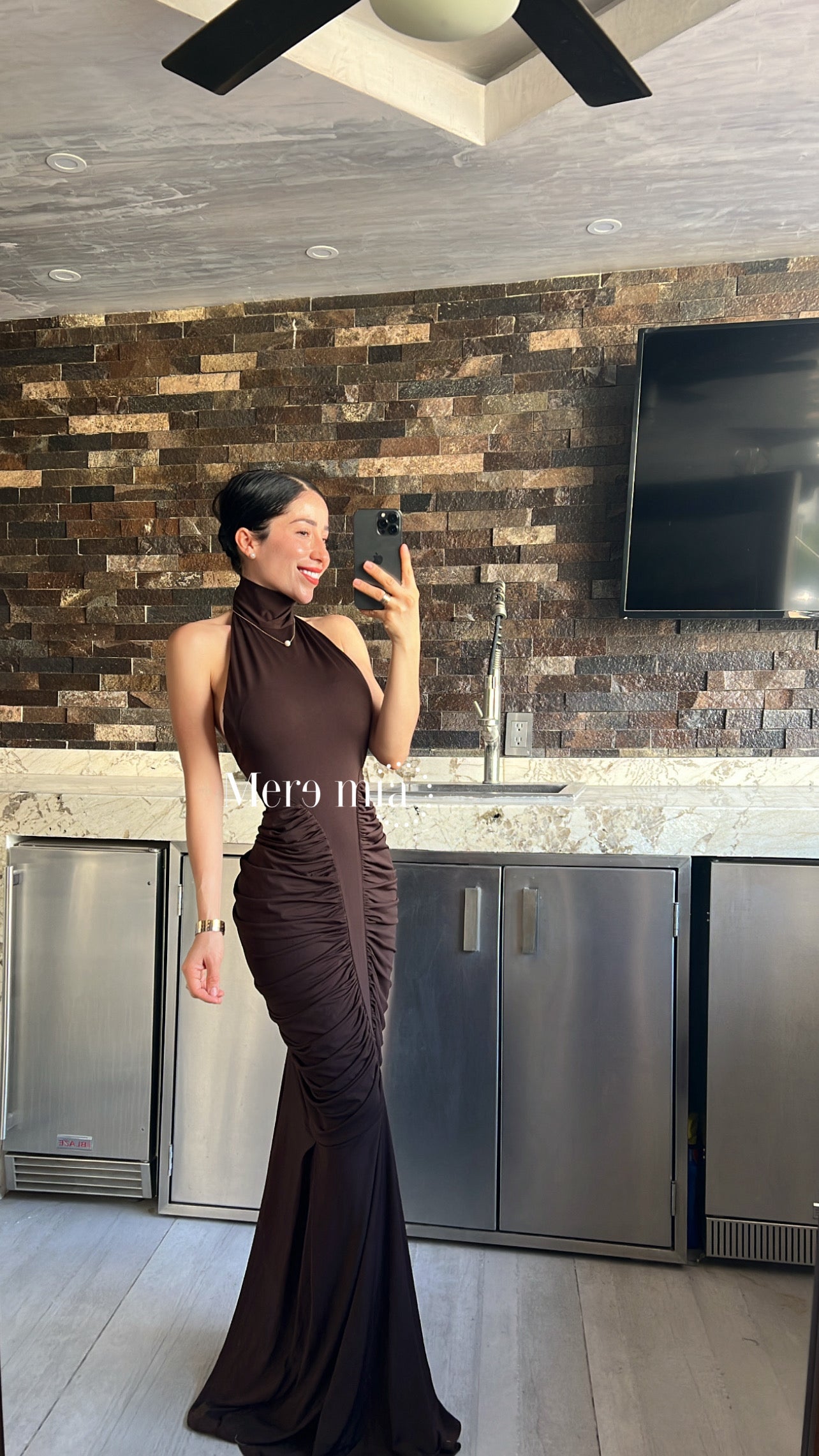 Vestido halter plisado lados