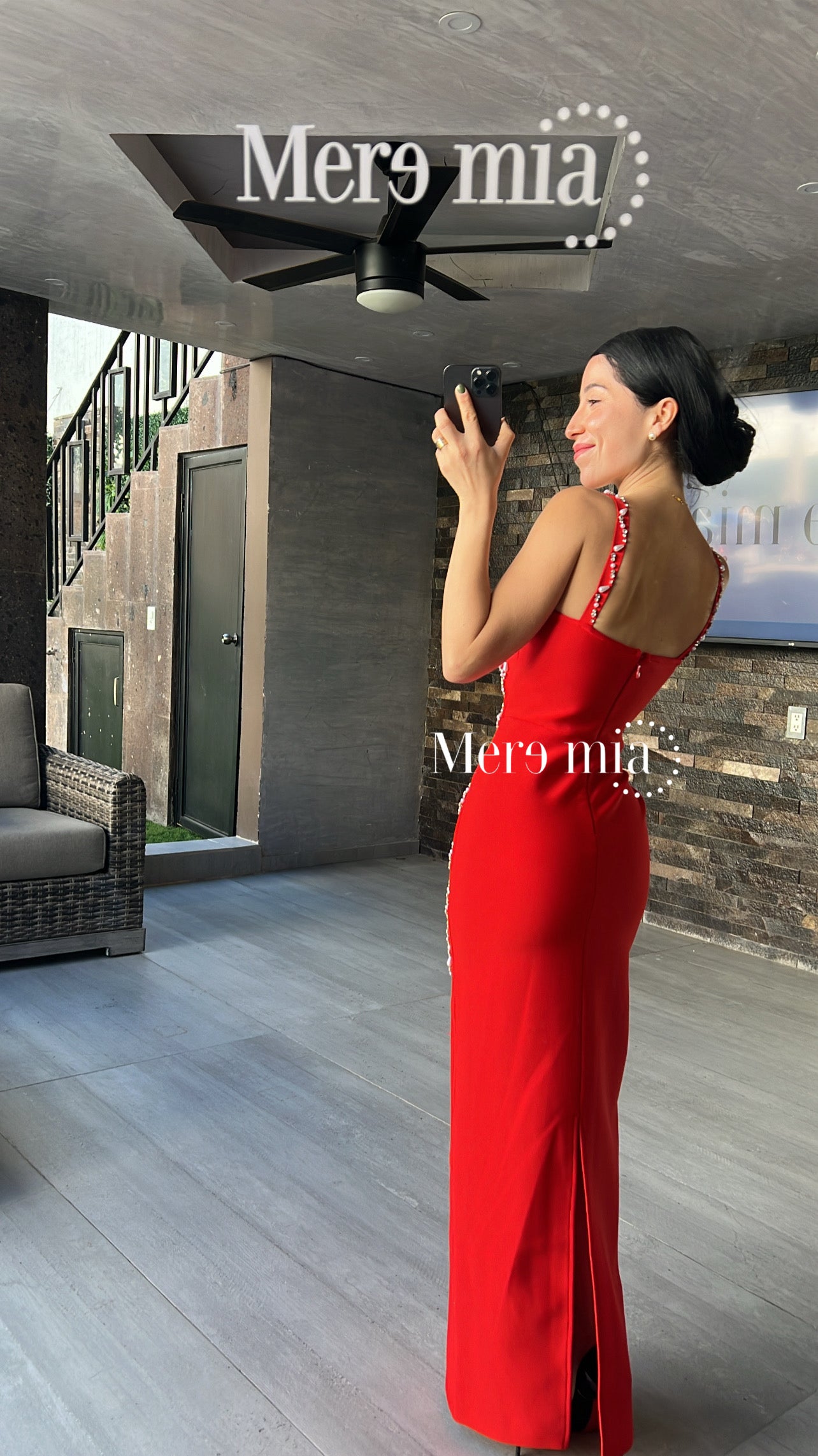 Vestido rojo ramas