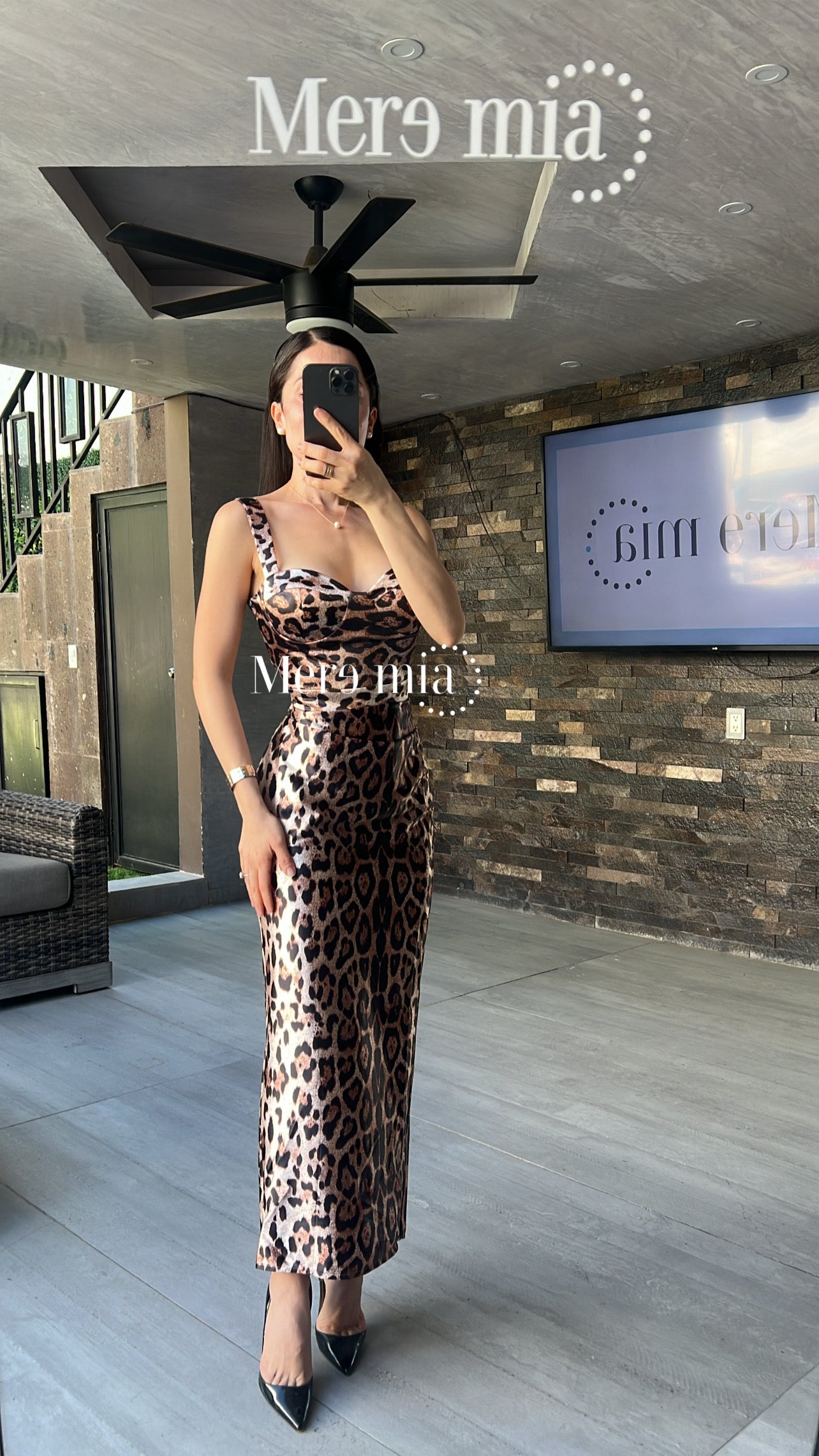 Vestido animal print copas