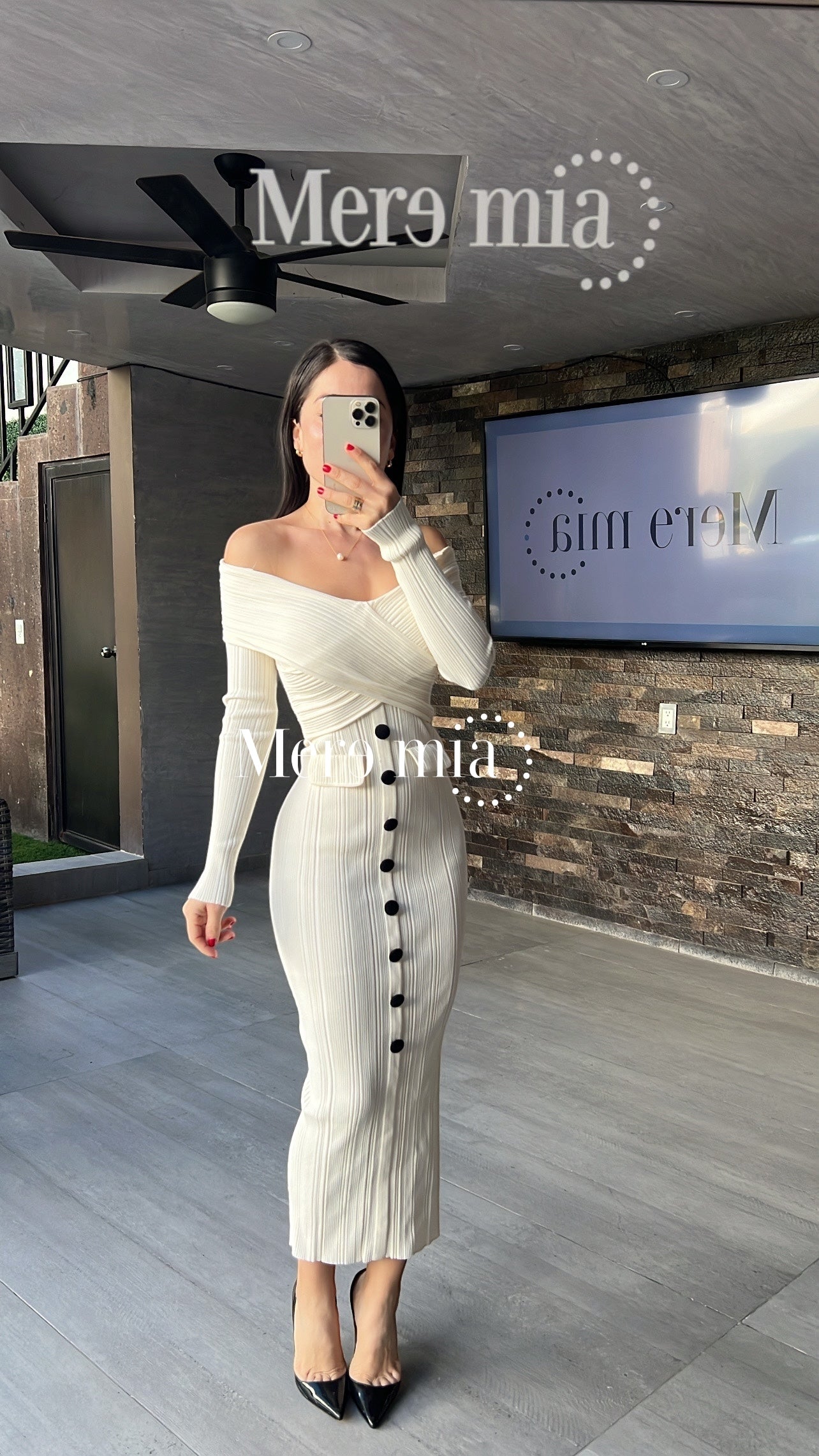 Vestido ivory bot negros