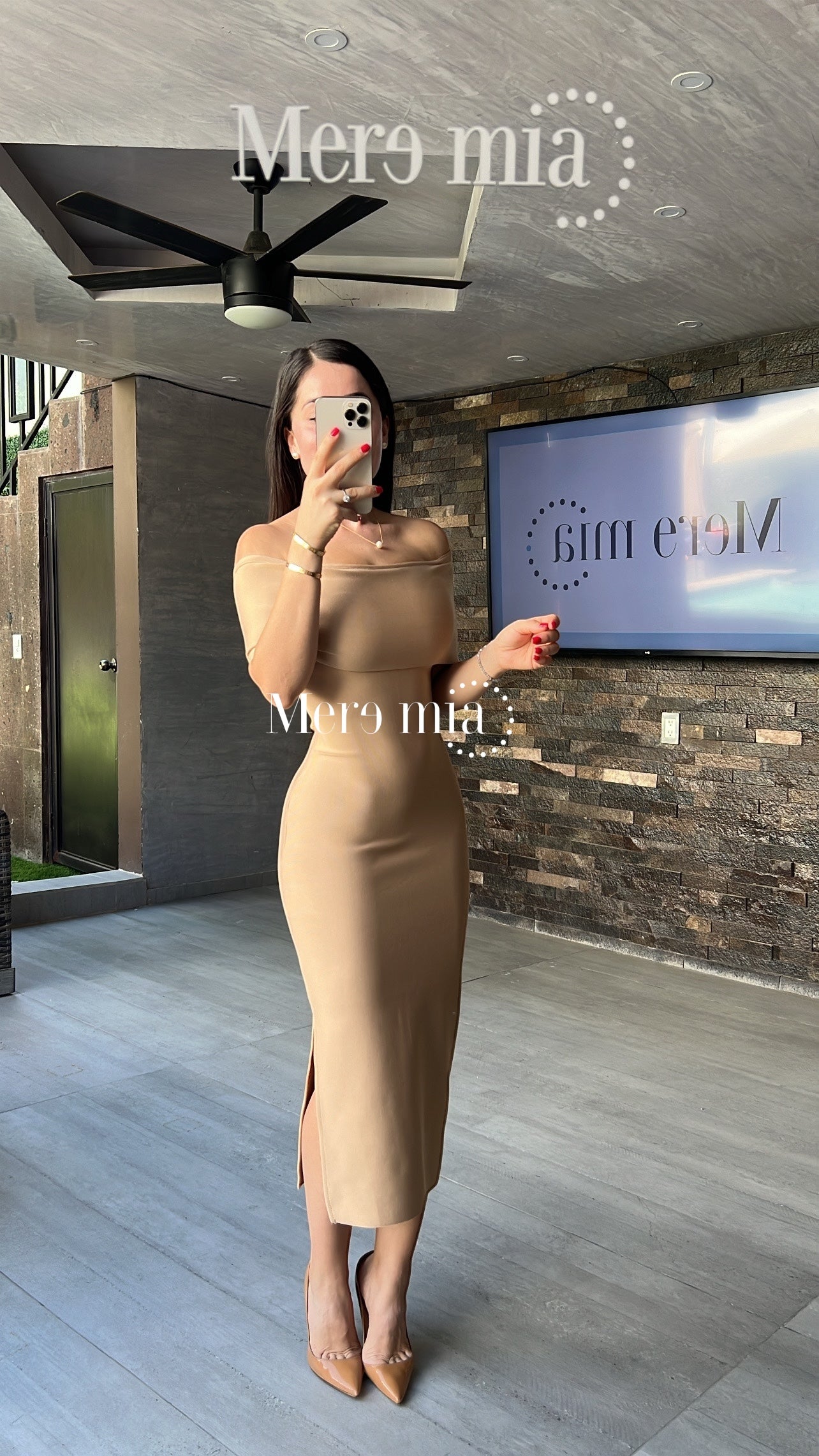 Vestido nude hombros olan