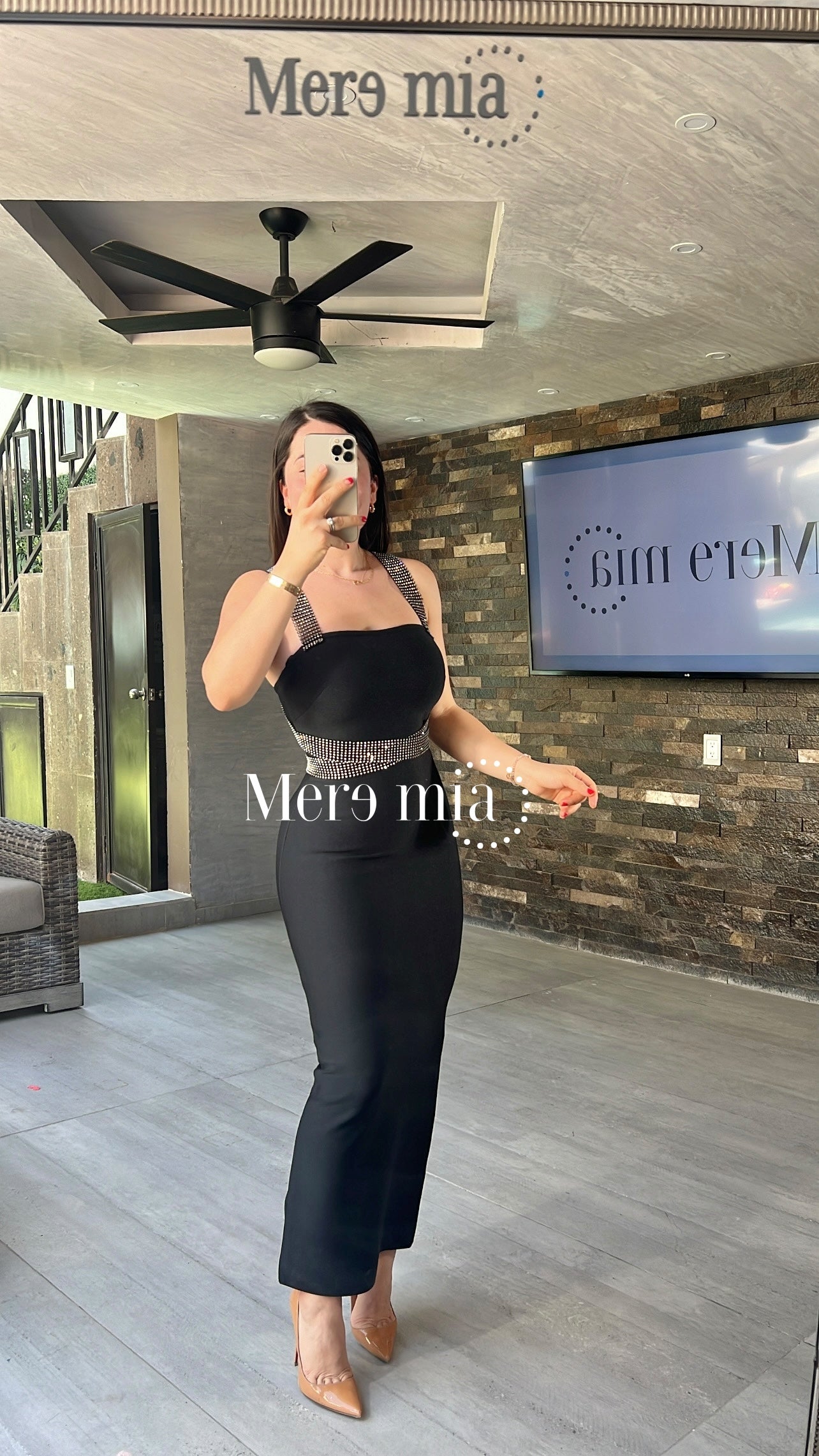 Vestido negro puntos cint