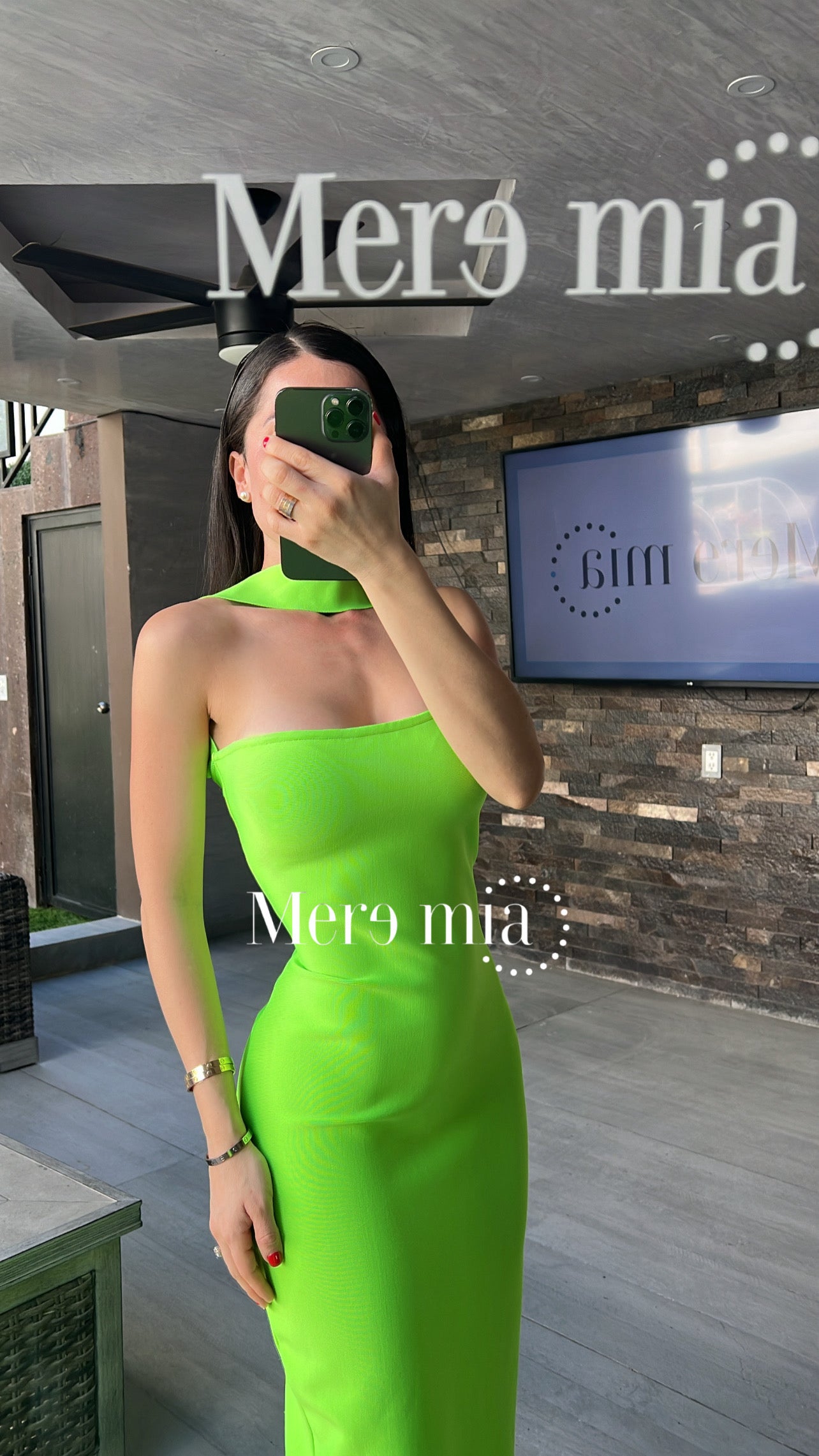 Vestido halter neón