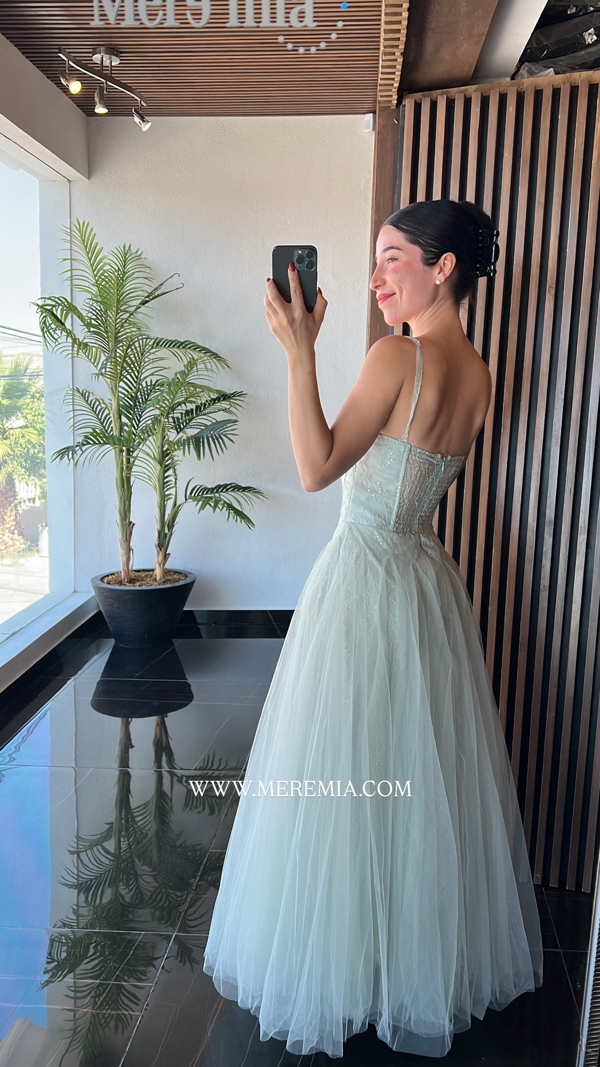 Vestido verde tul strapples