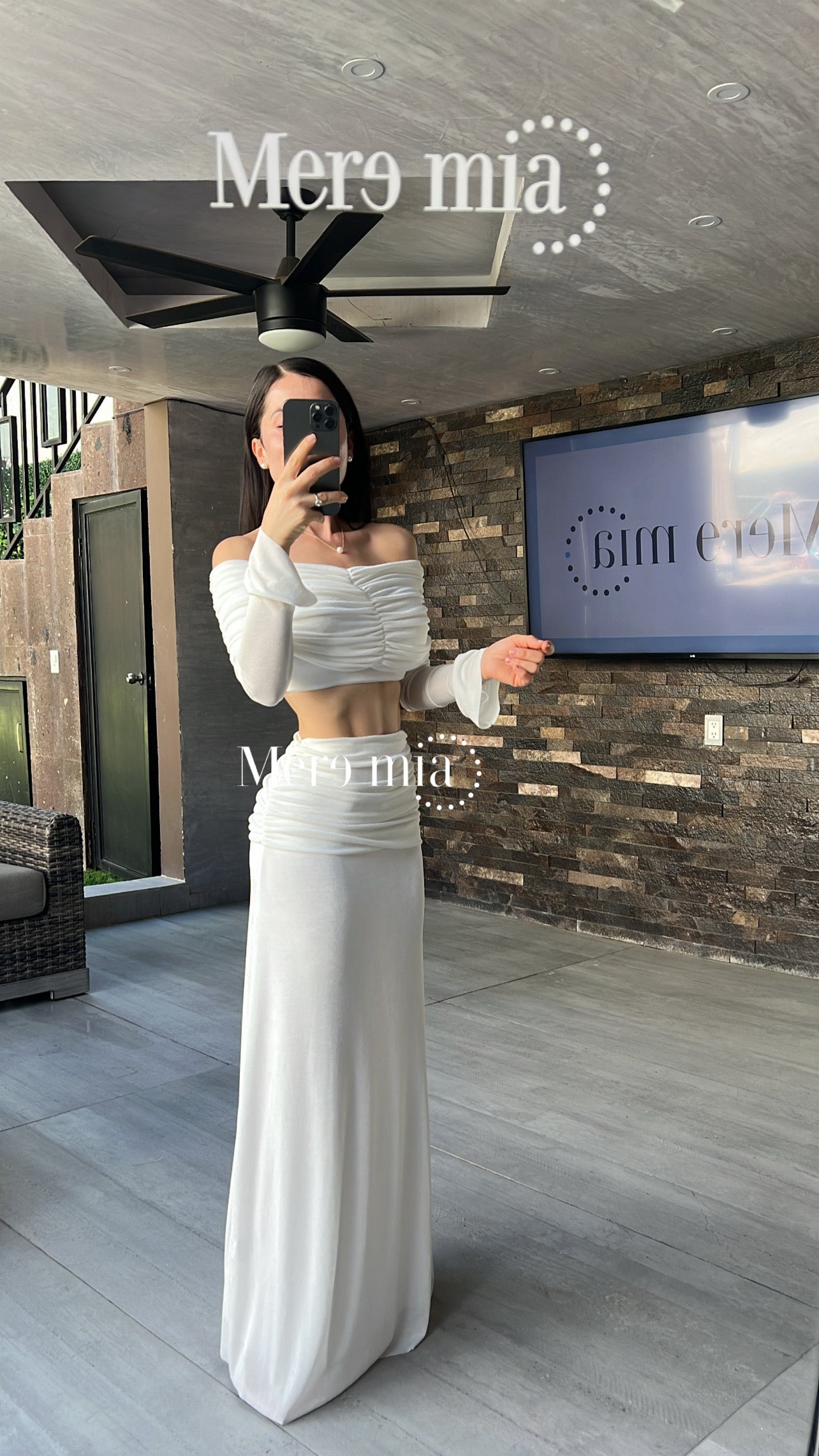 Conjunto hombros plisado largo