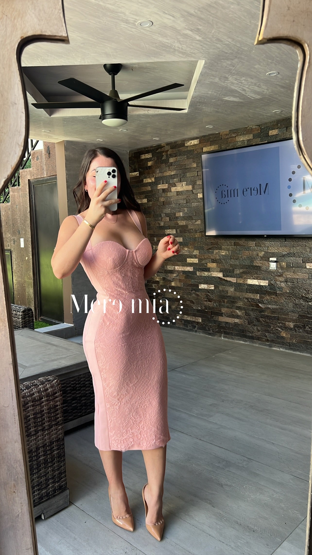 Vestido encaje midi