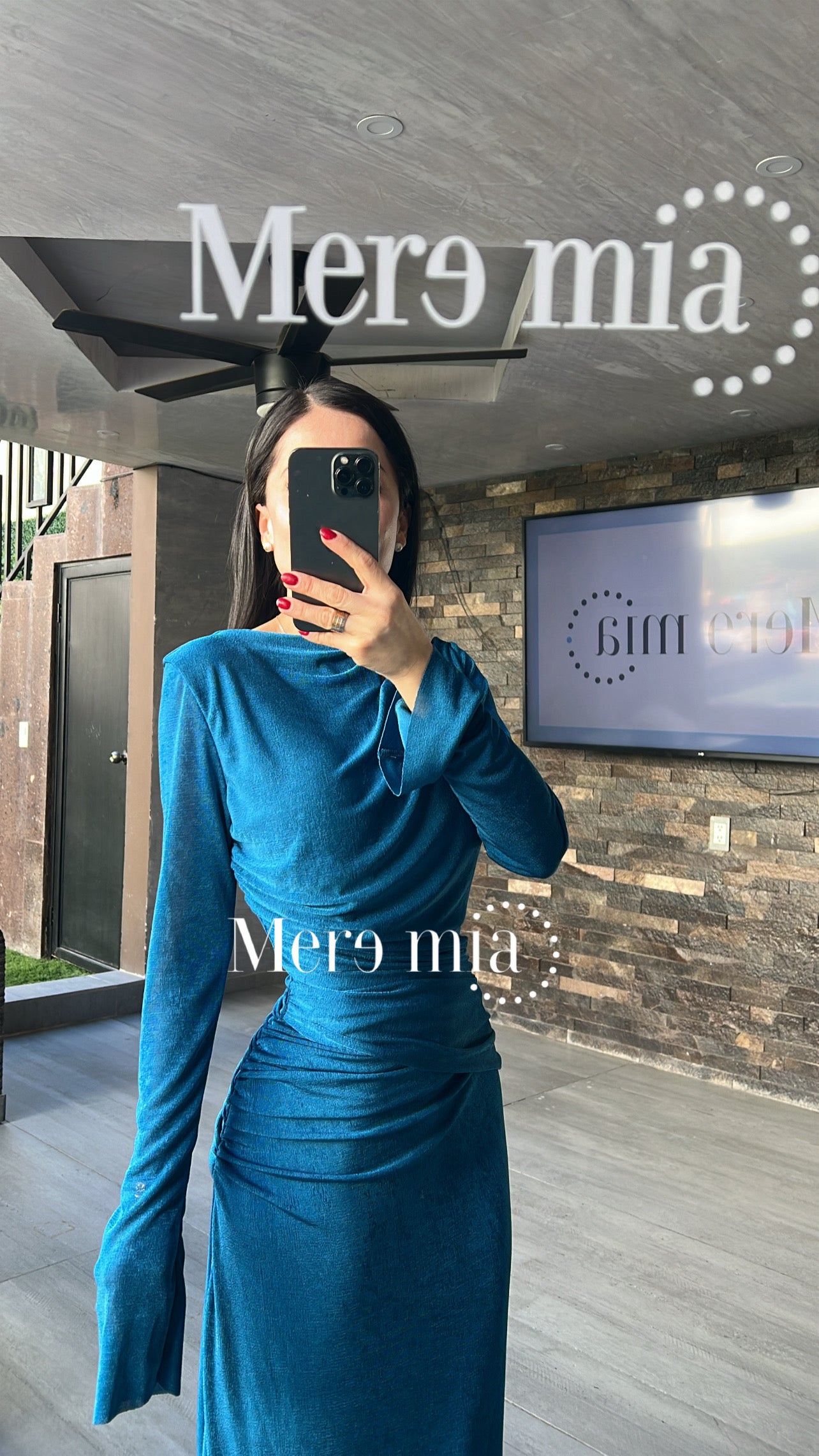 Vestido plisado hoyo