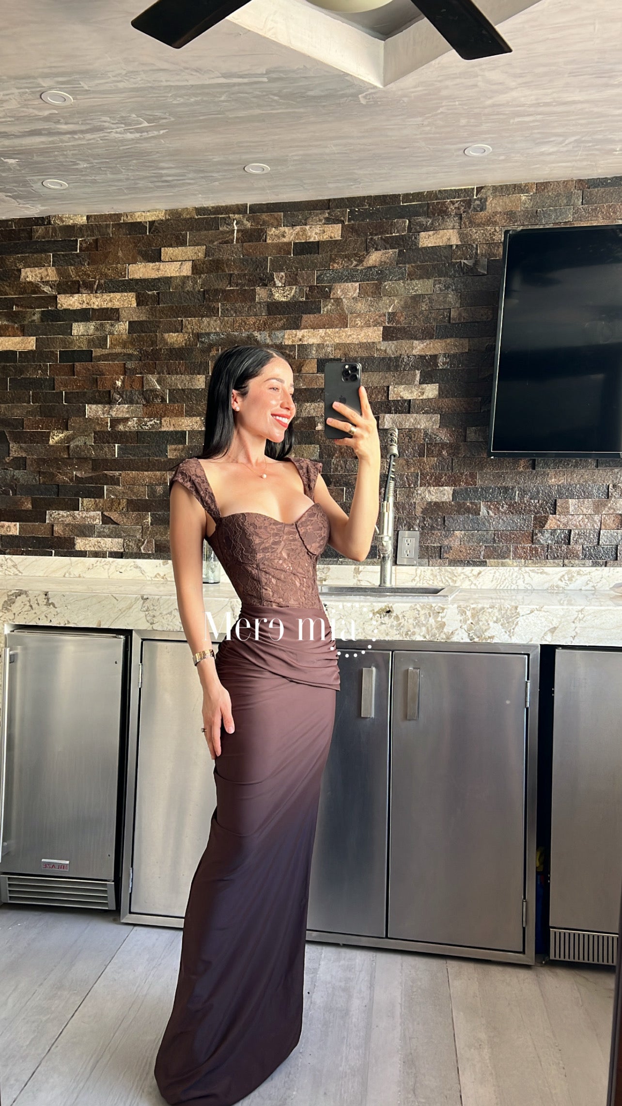 Vestido café encaje