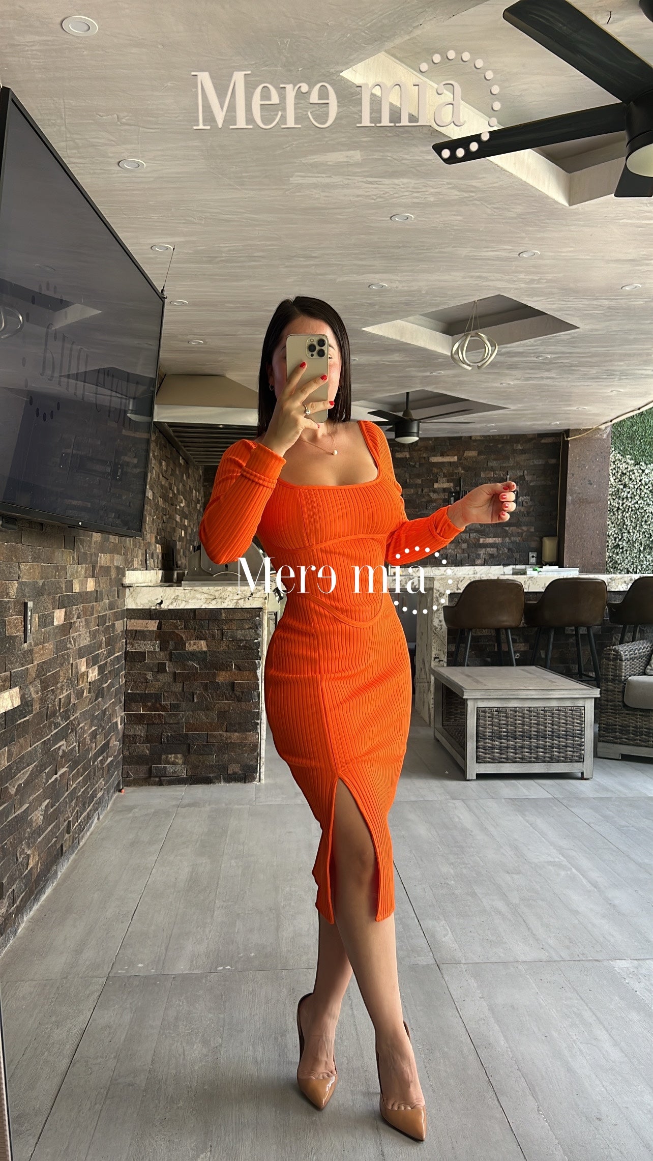 Vestido naranja manga larga