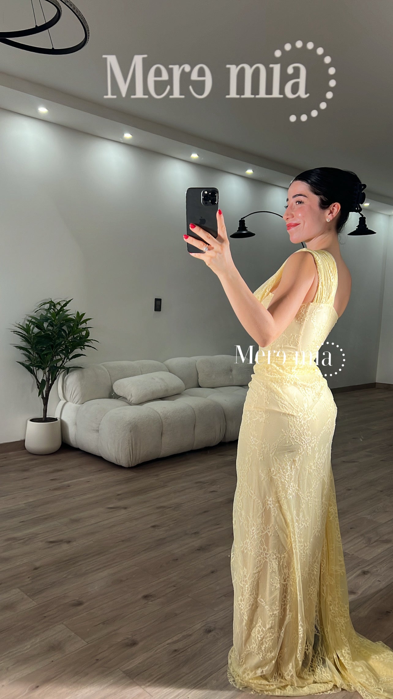 Vestido encaje copas hombro