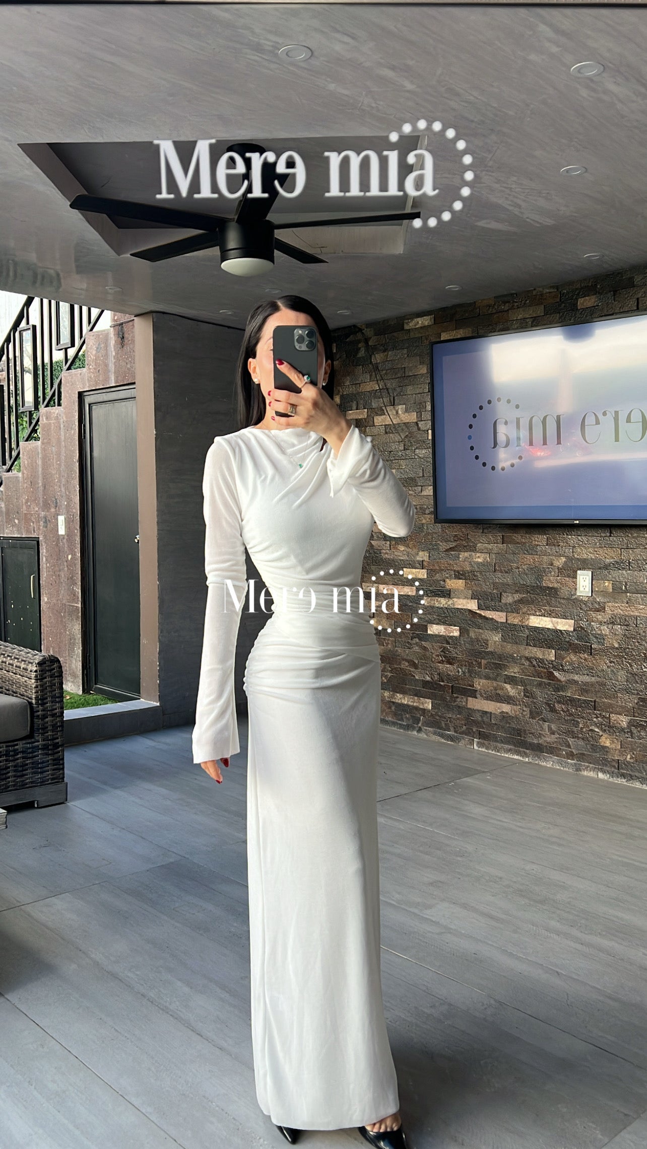 Vestido plisado hoyo