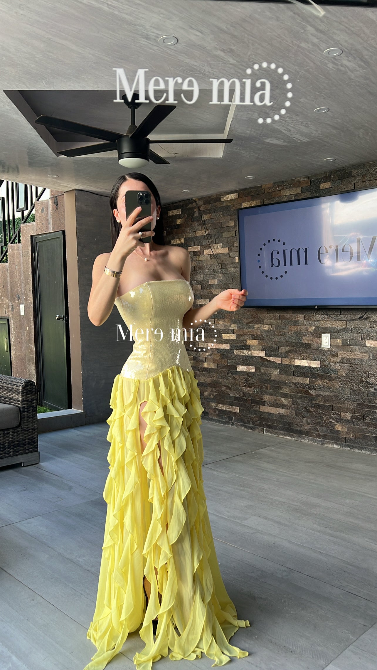 Vestido lent olanes largo