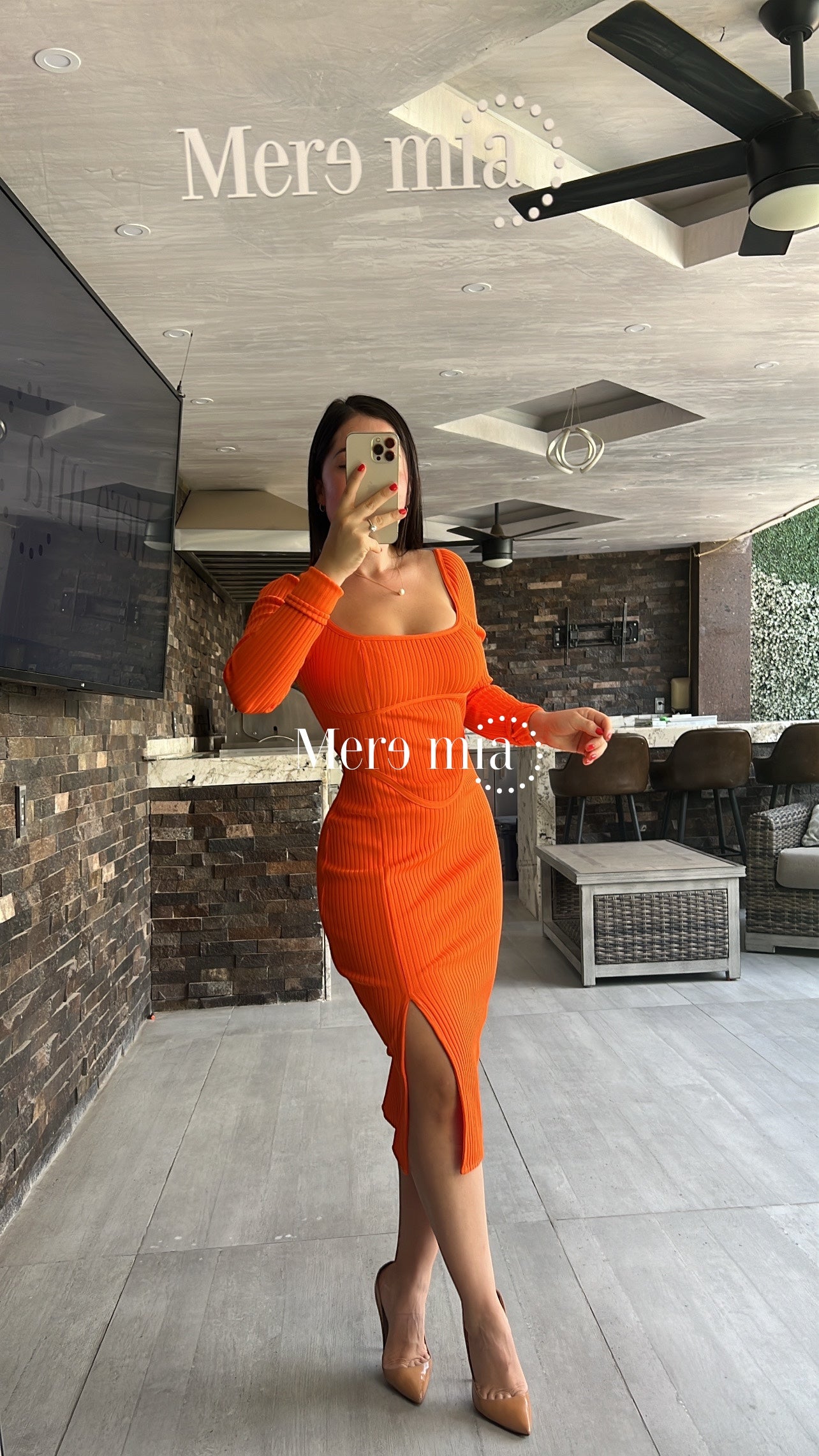 Vestido naranja manga larga