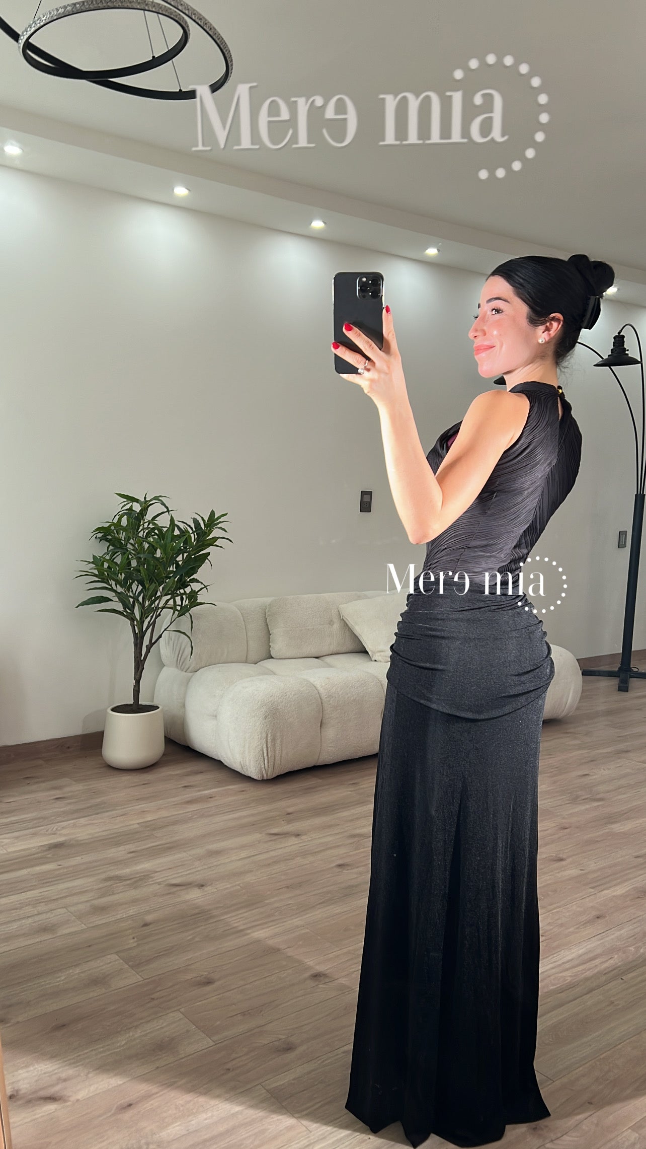 Vestido broche lado