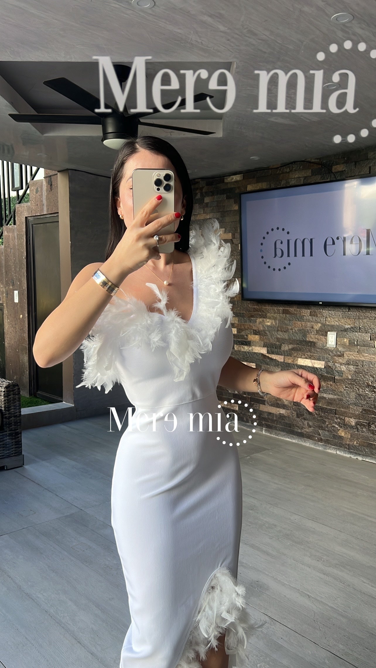 Vestido plumas blanco