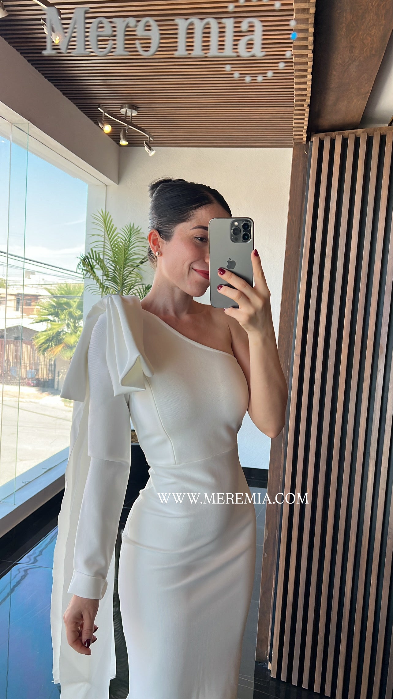 Vestido moño hombro estola