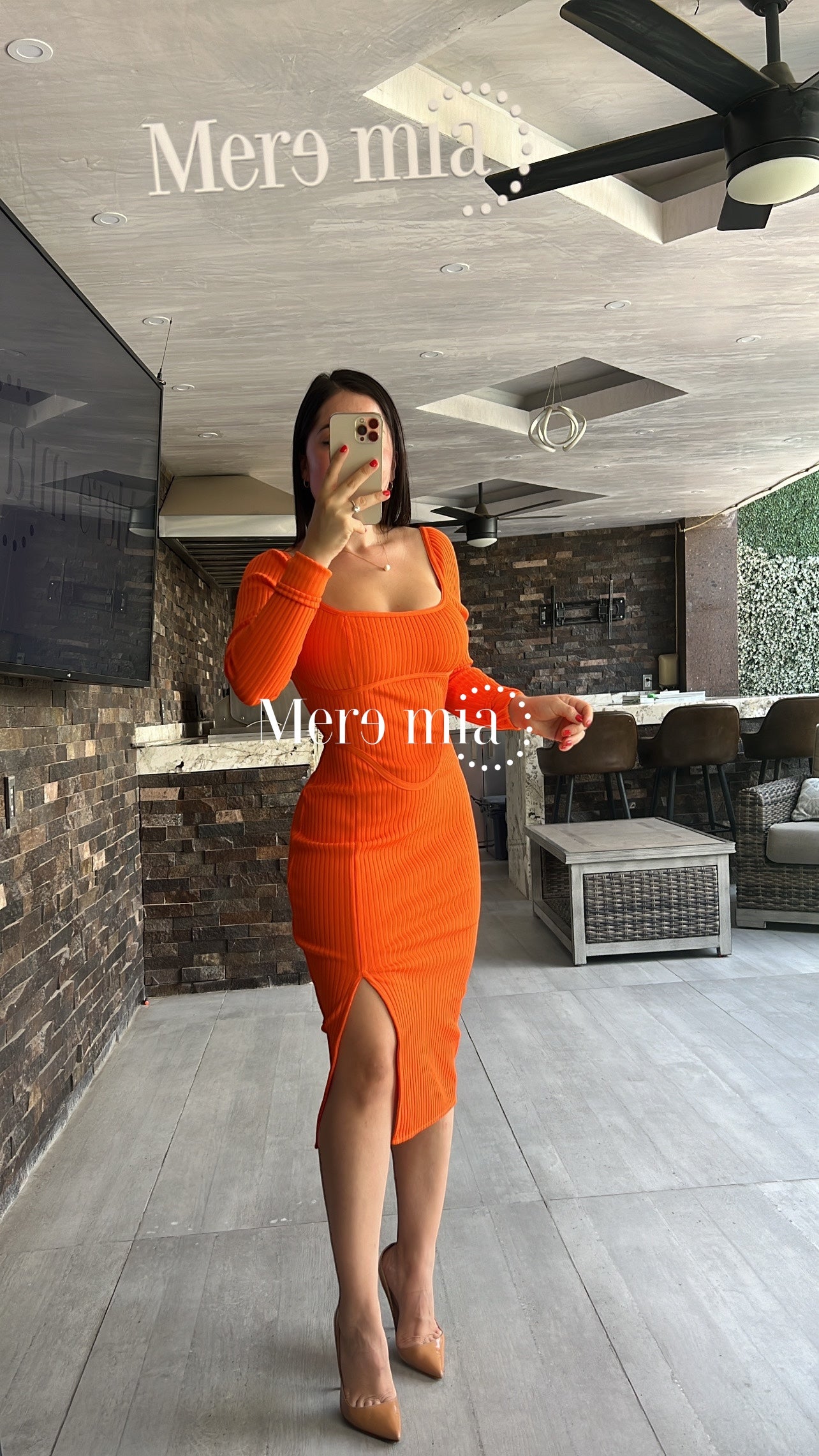 Vestido naranja manga larga