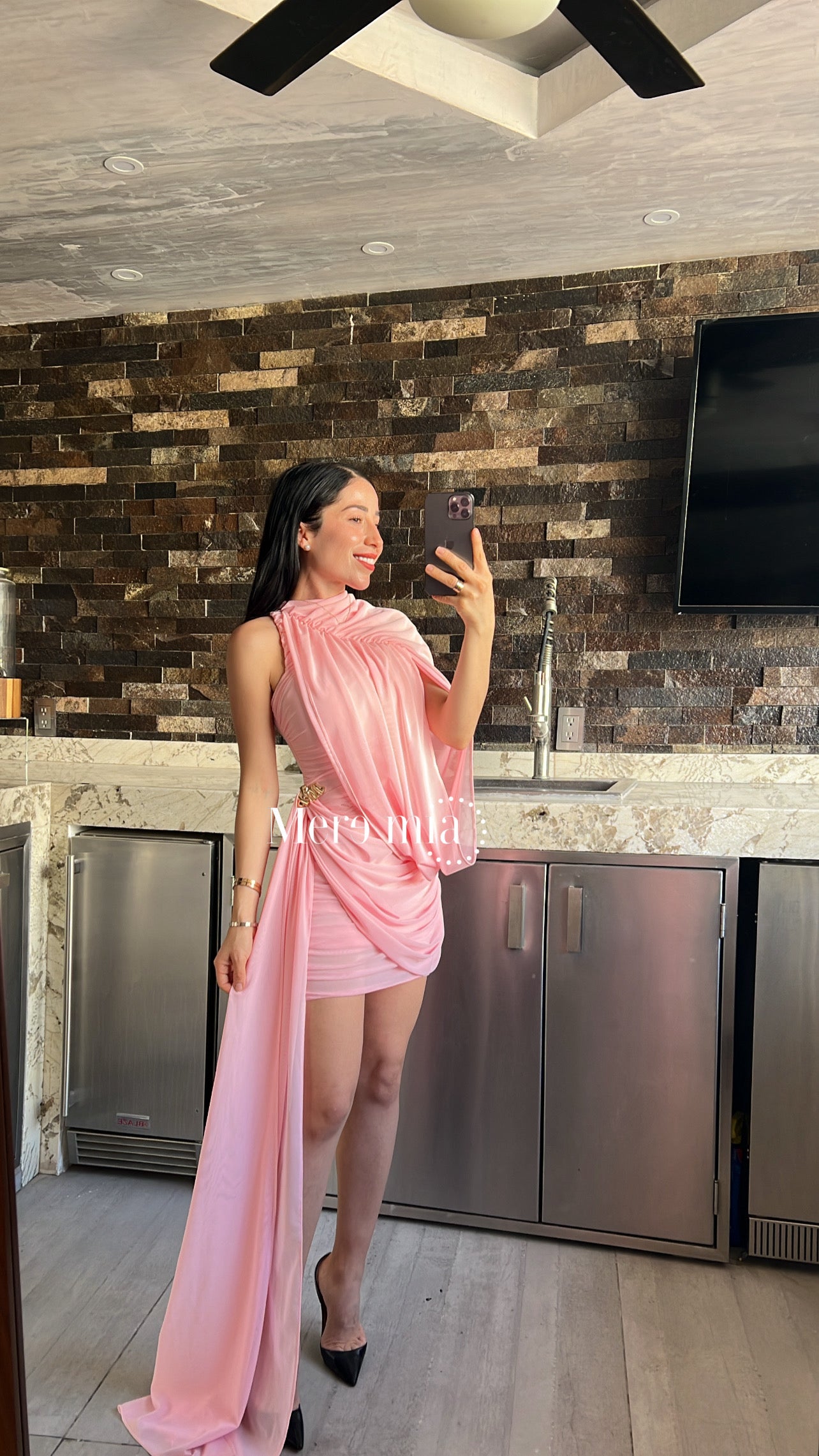 Vestido corto plisado estola