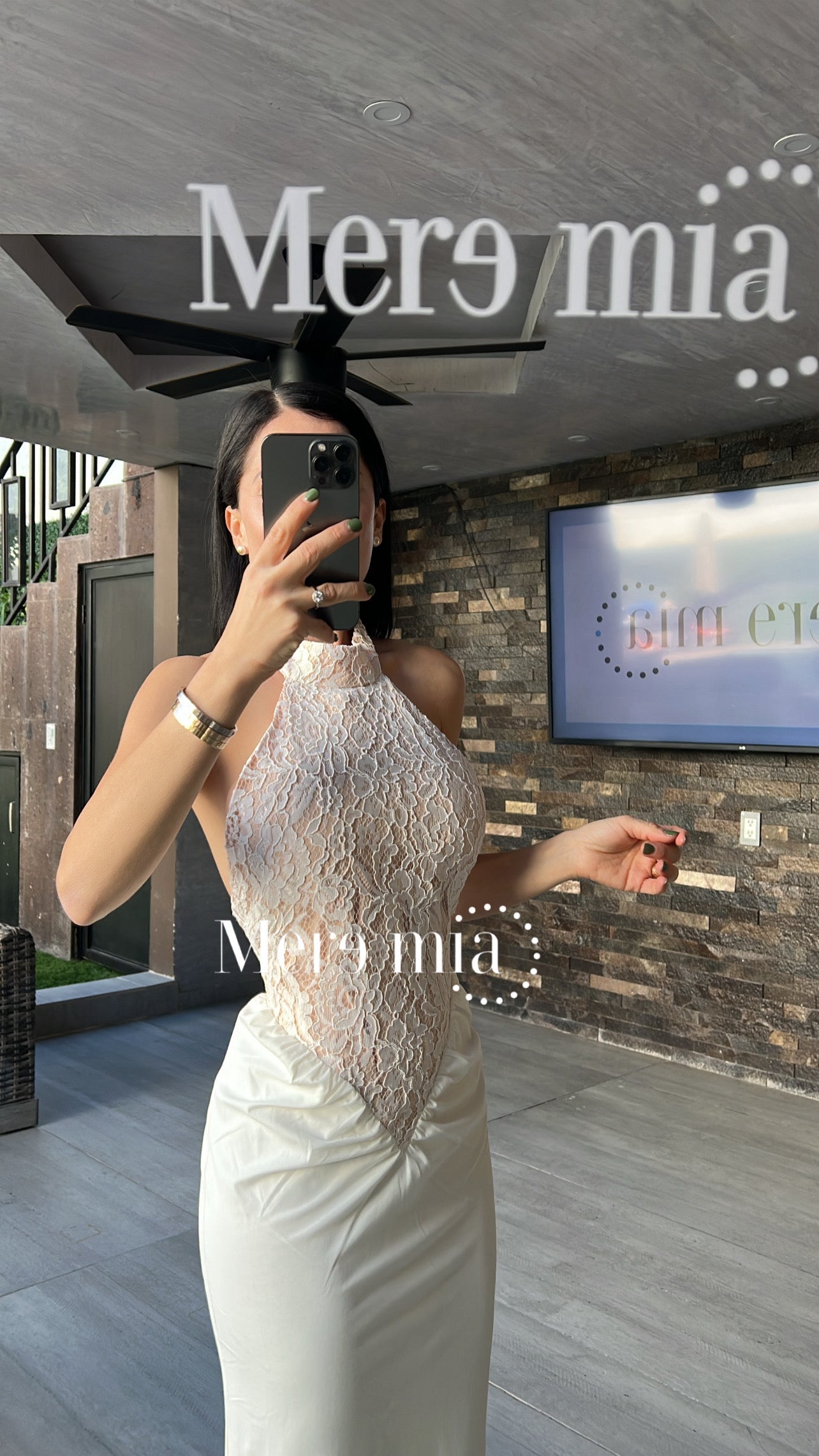 Vestido blanco encaje cuello