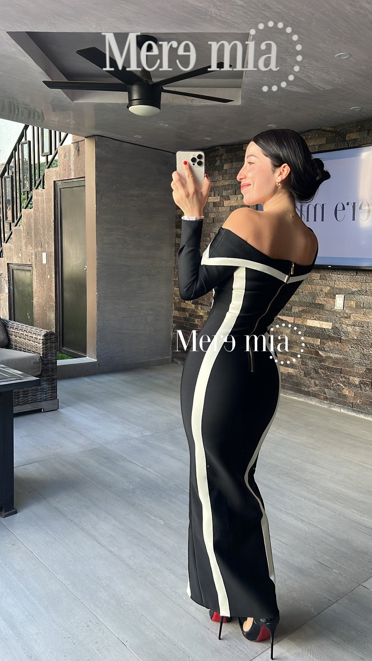 Vestido negro raya liso