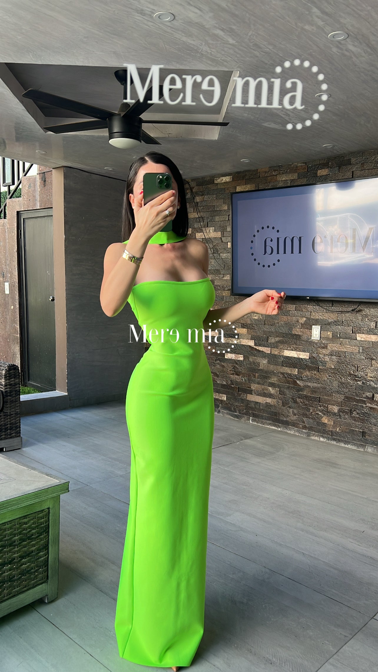 Vestido halter neón