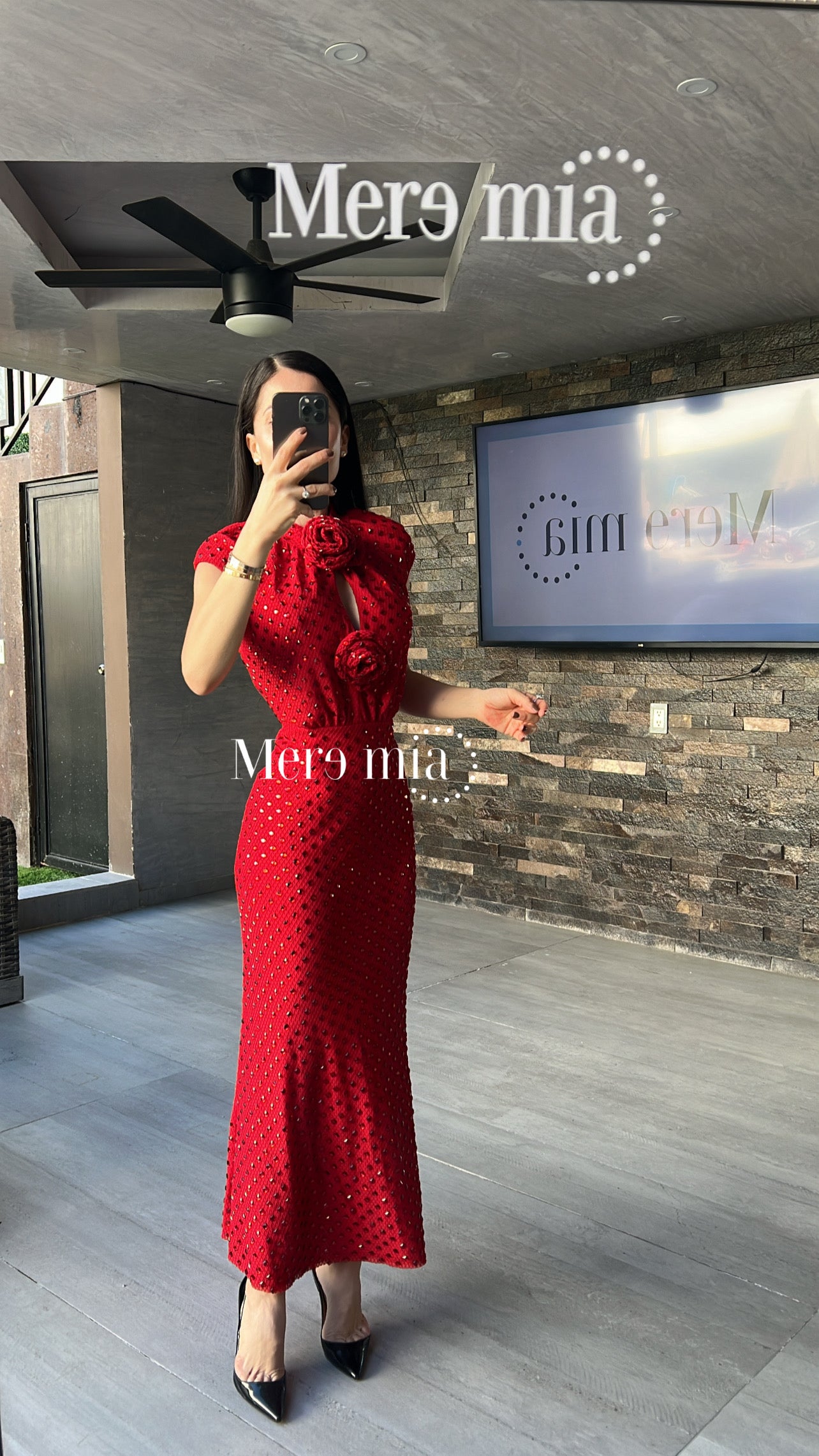 Vestido rojo puntos apl