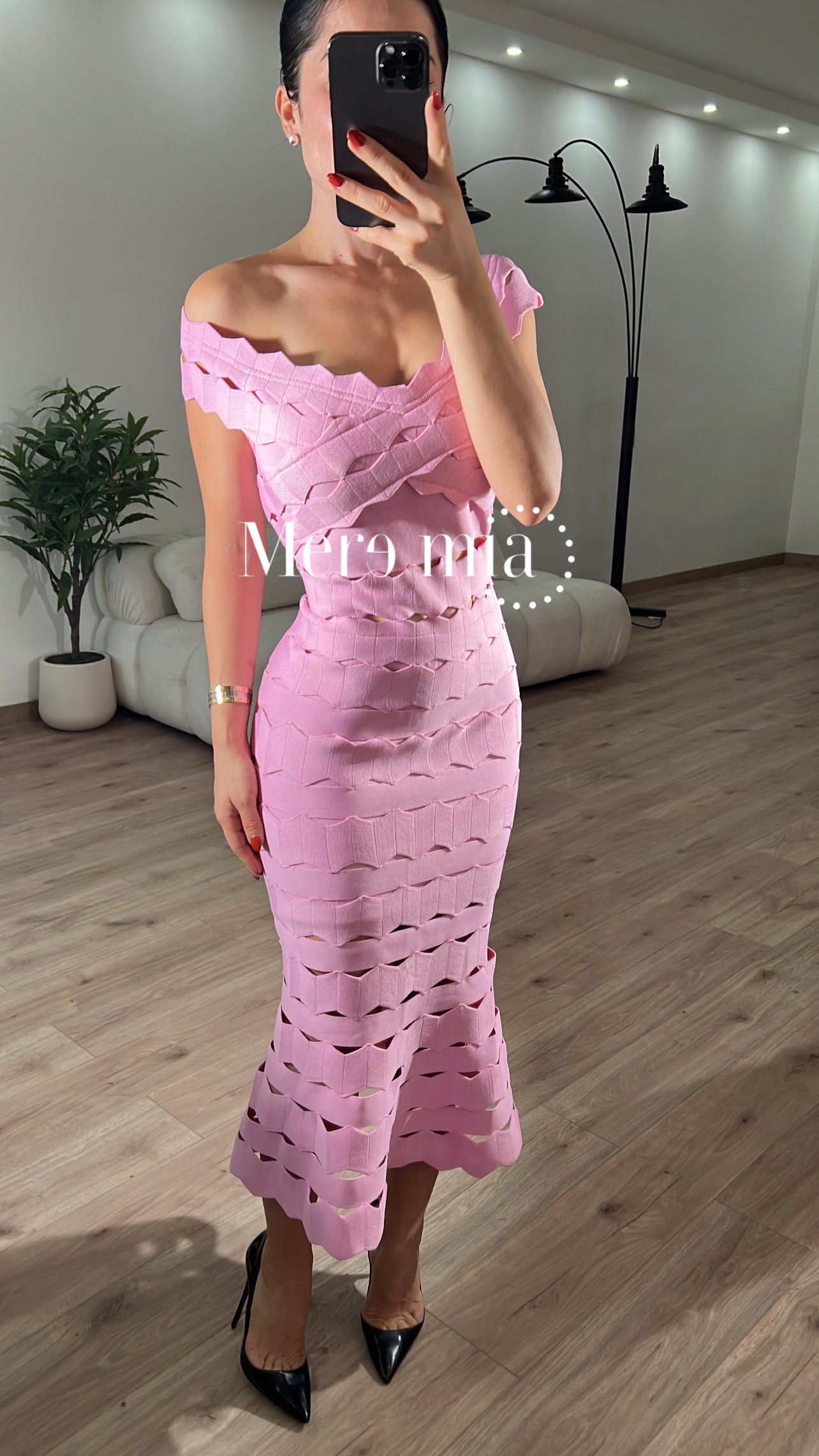 Vestido bug ruff hombros