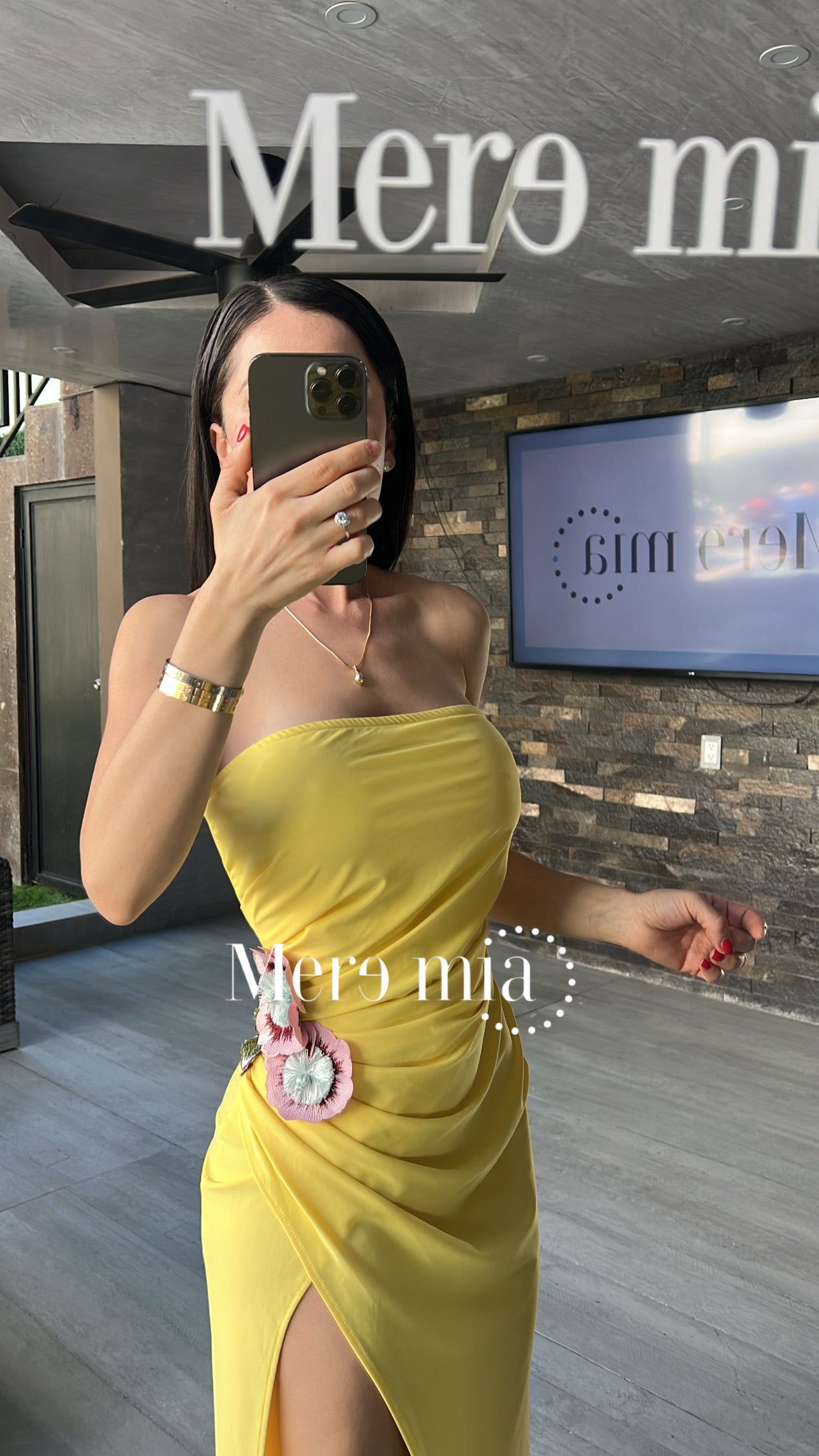Vestido amarillo flor