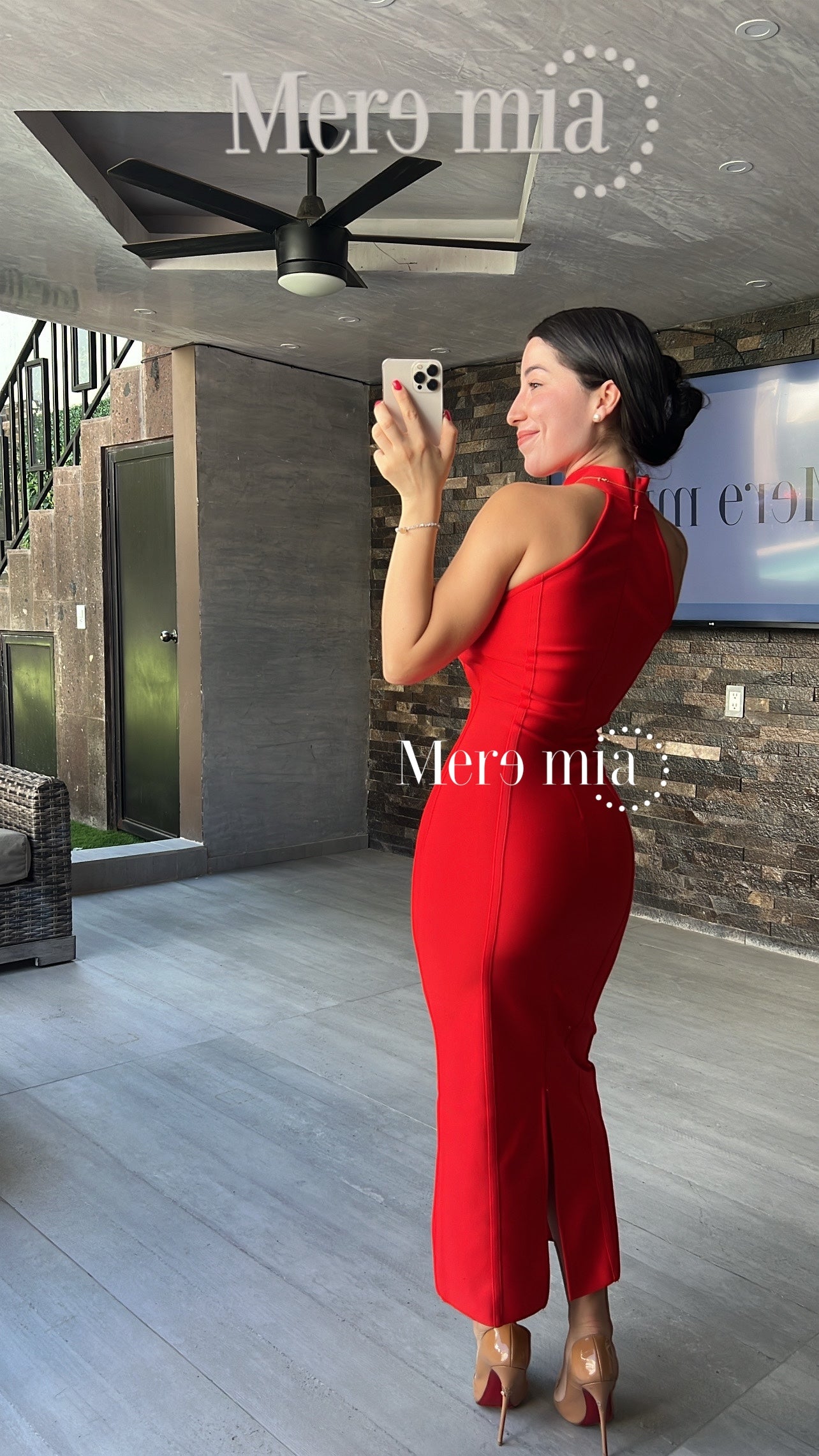 Vestido rojo cuello midi