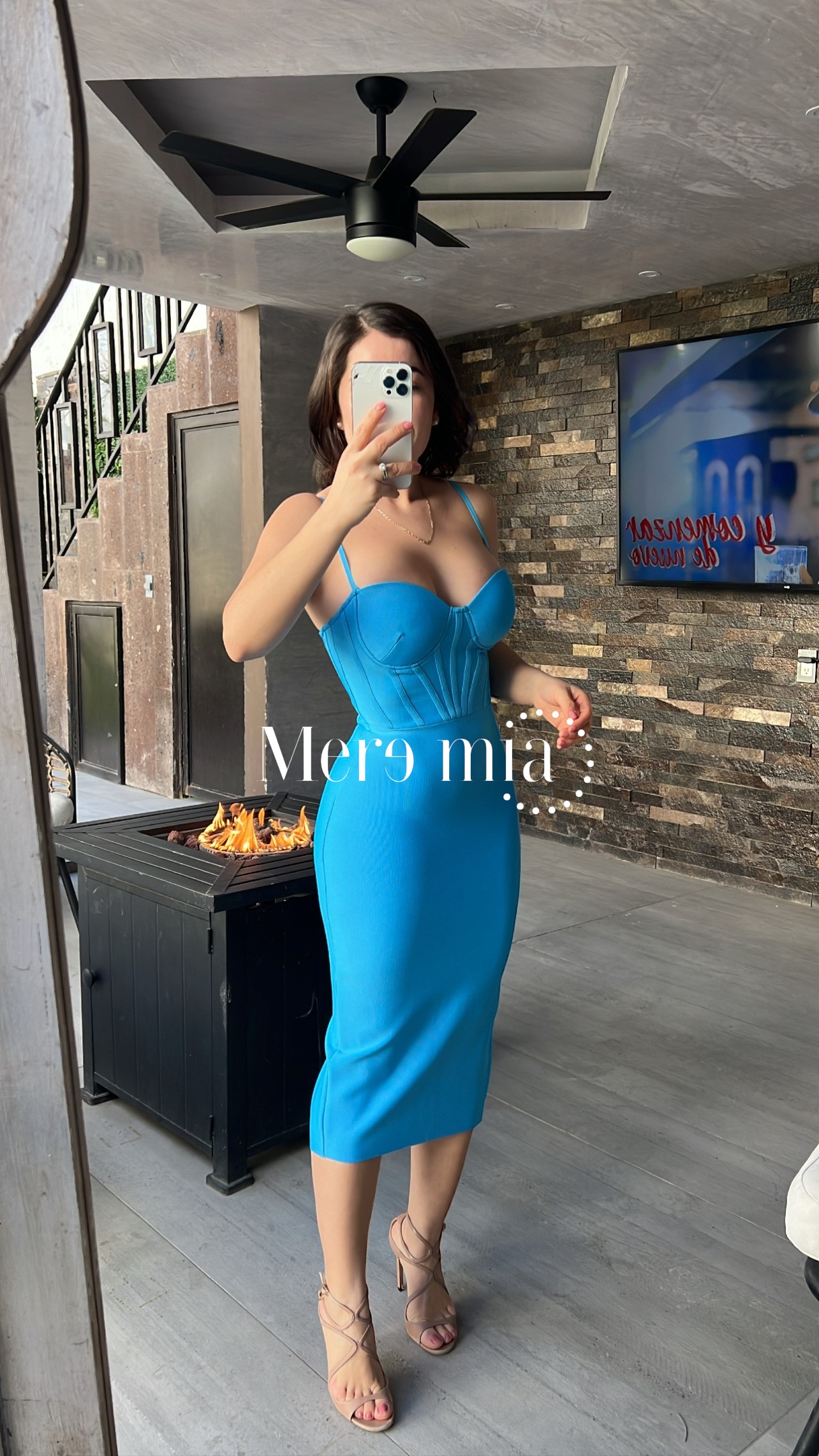 Vestido azul copas