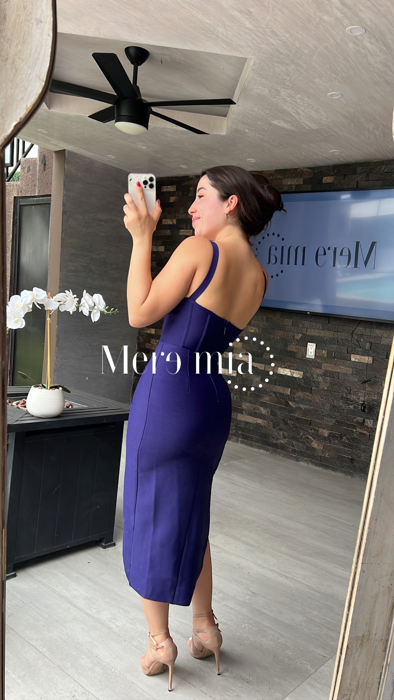 Vestido morado escote V