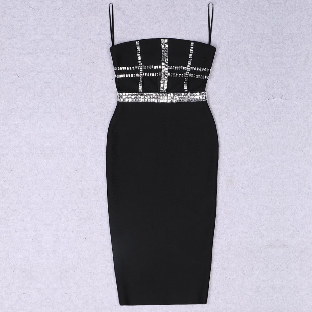 Vestido strapless negro con piedras