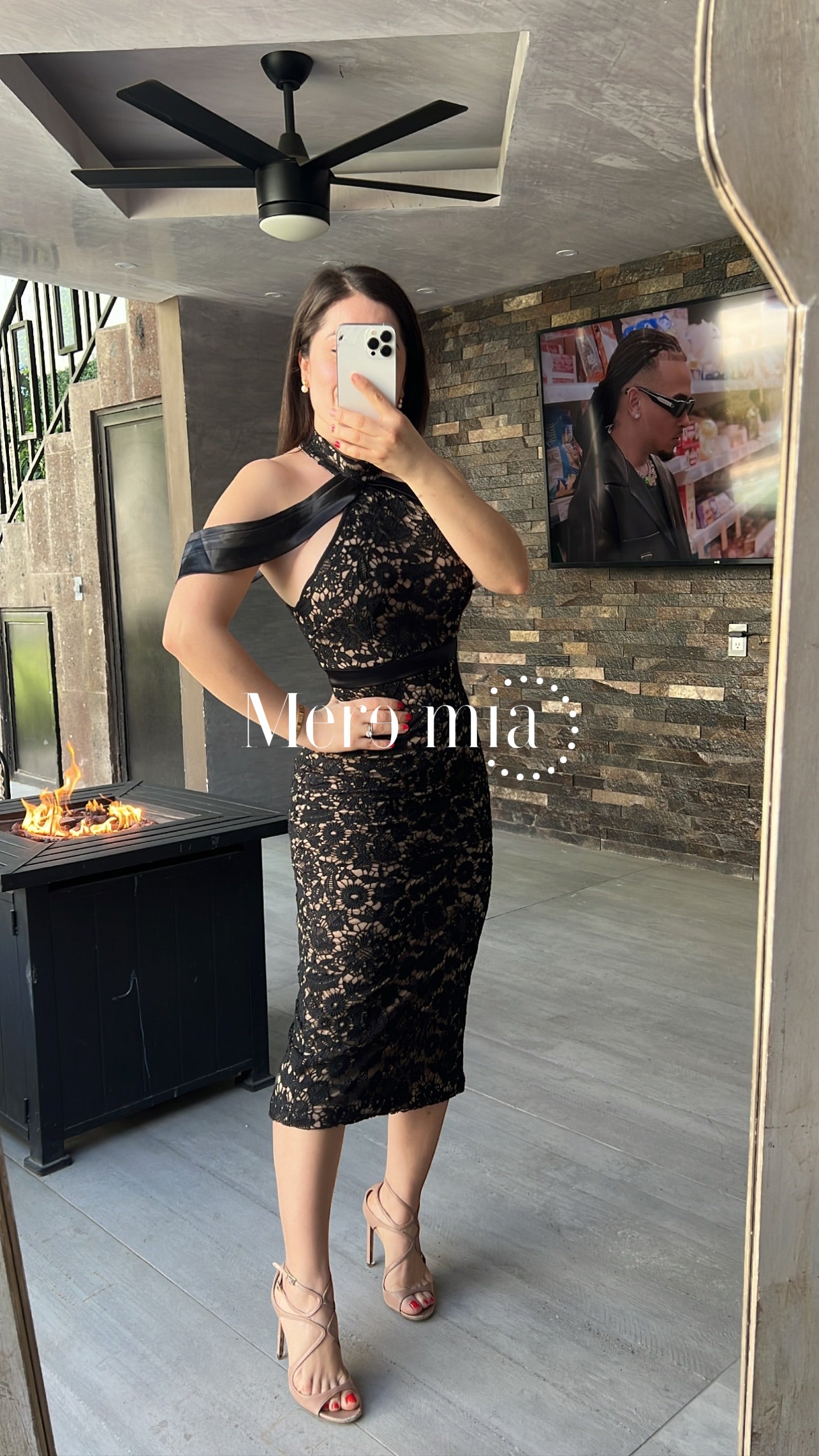 Vestido encaje negro con nude