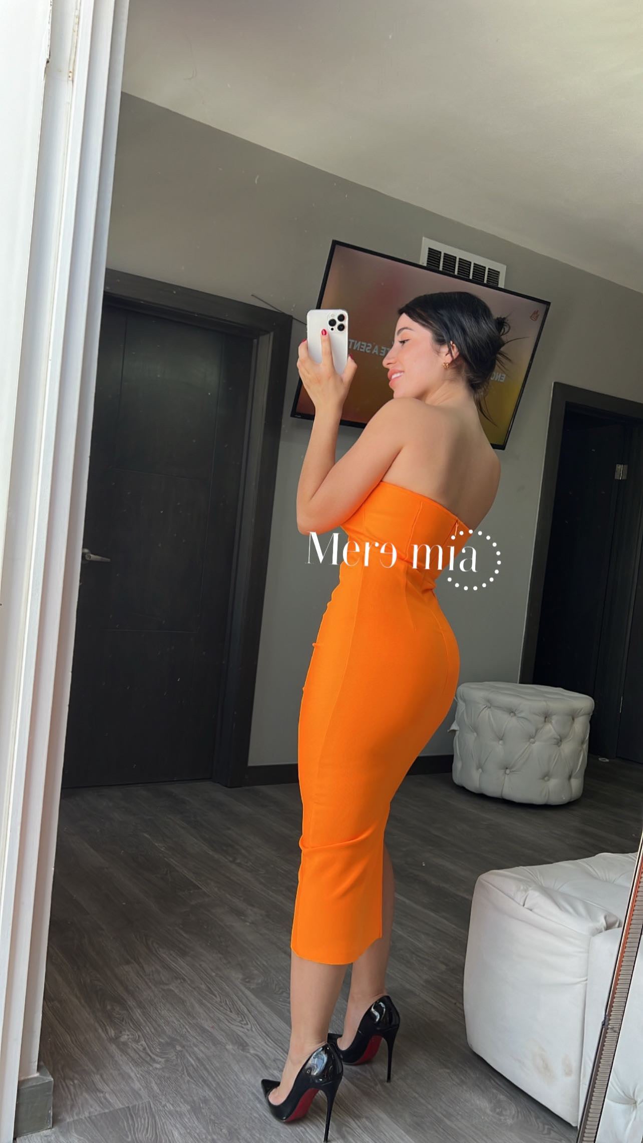 Vestido naranja straples