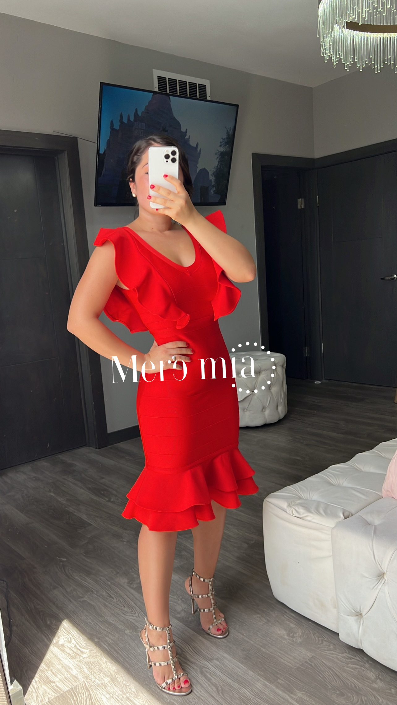 Vestido rojo con escarolas