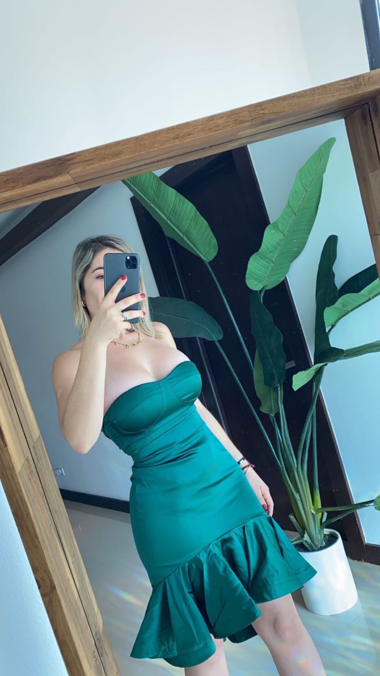 Vestido verde strapless